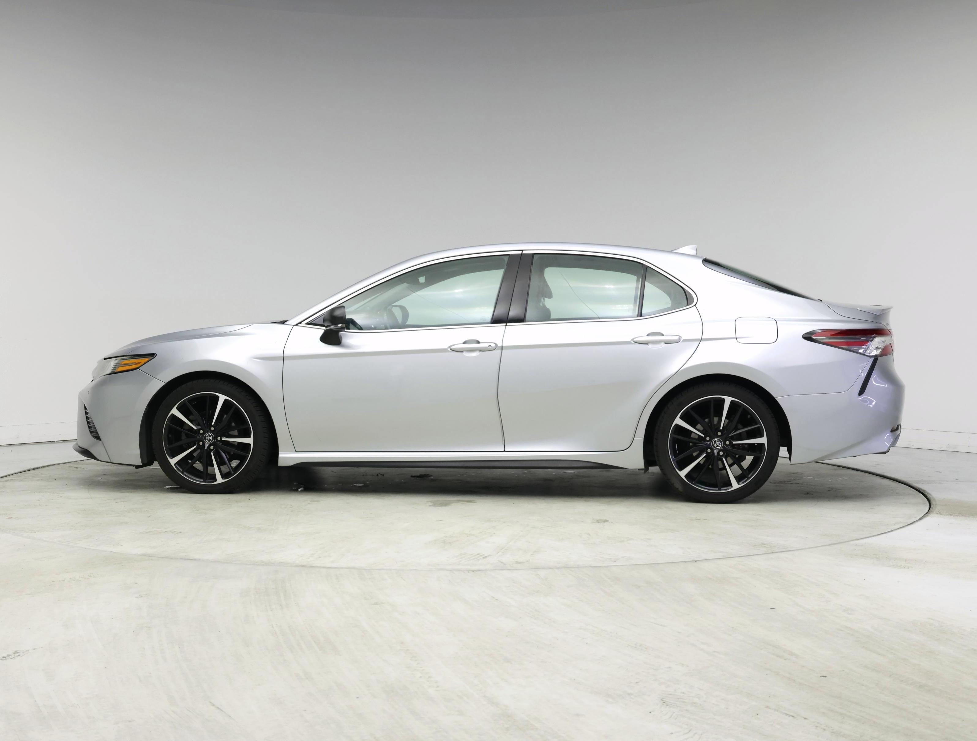Thumbnail: 2018 Toyota Camry - 3