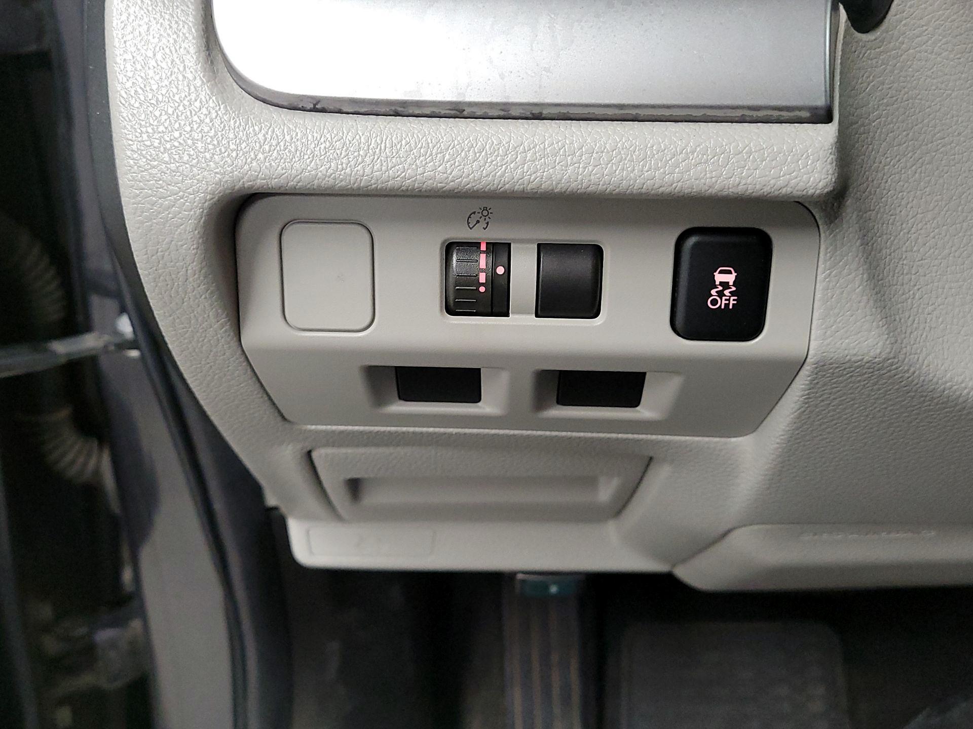 Thumbnail: 2014 Subaru Forester - 13