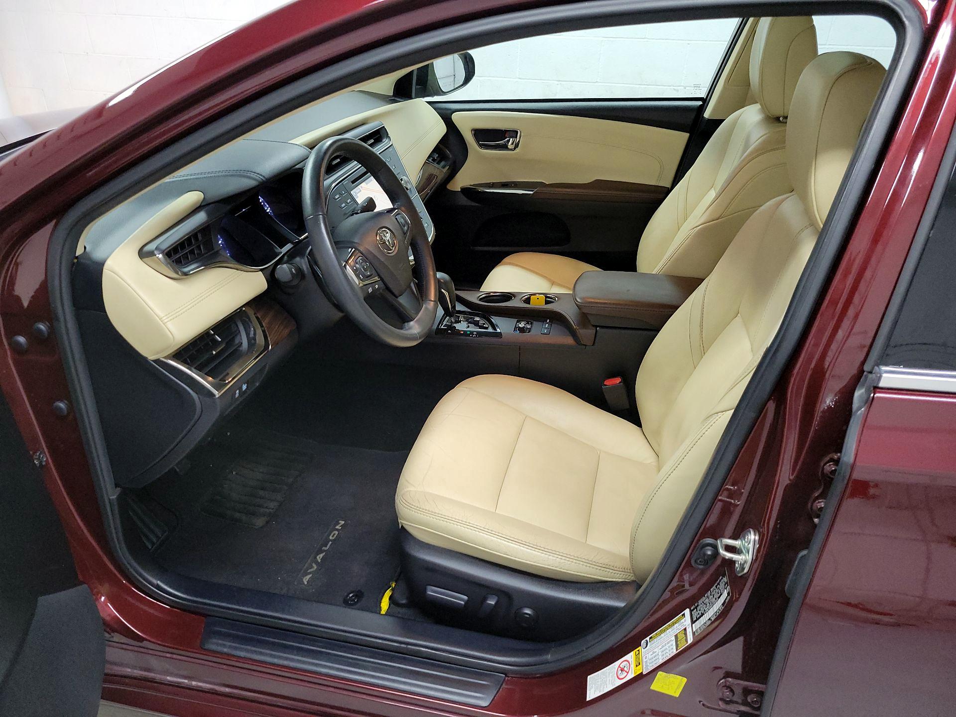 Thumbnail: 2015 Toyota Avalon - 11