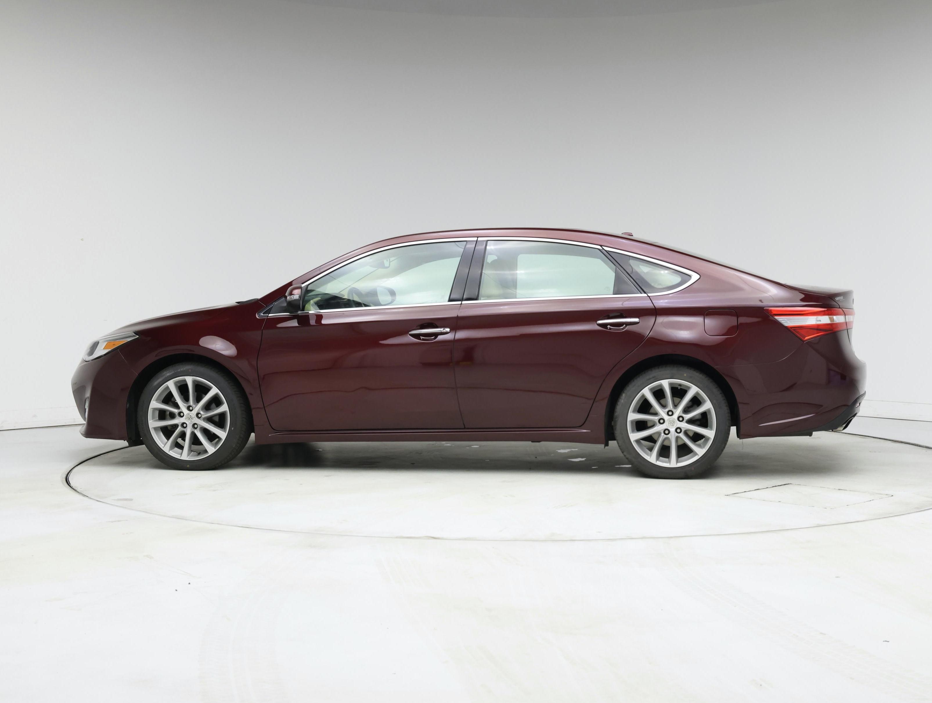 Thumbnail: 2015 Toyota Avalon - 3