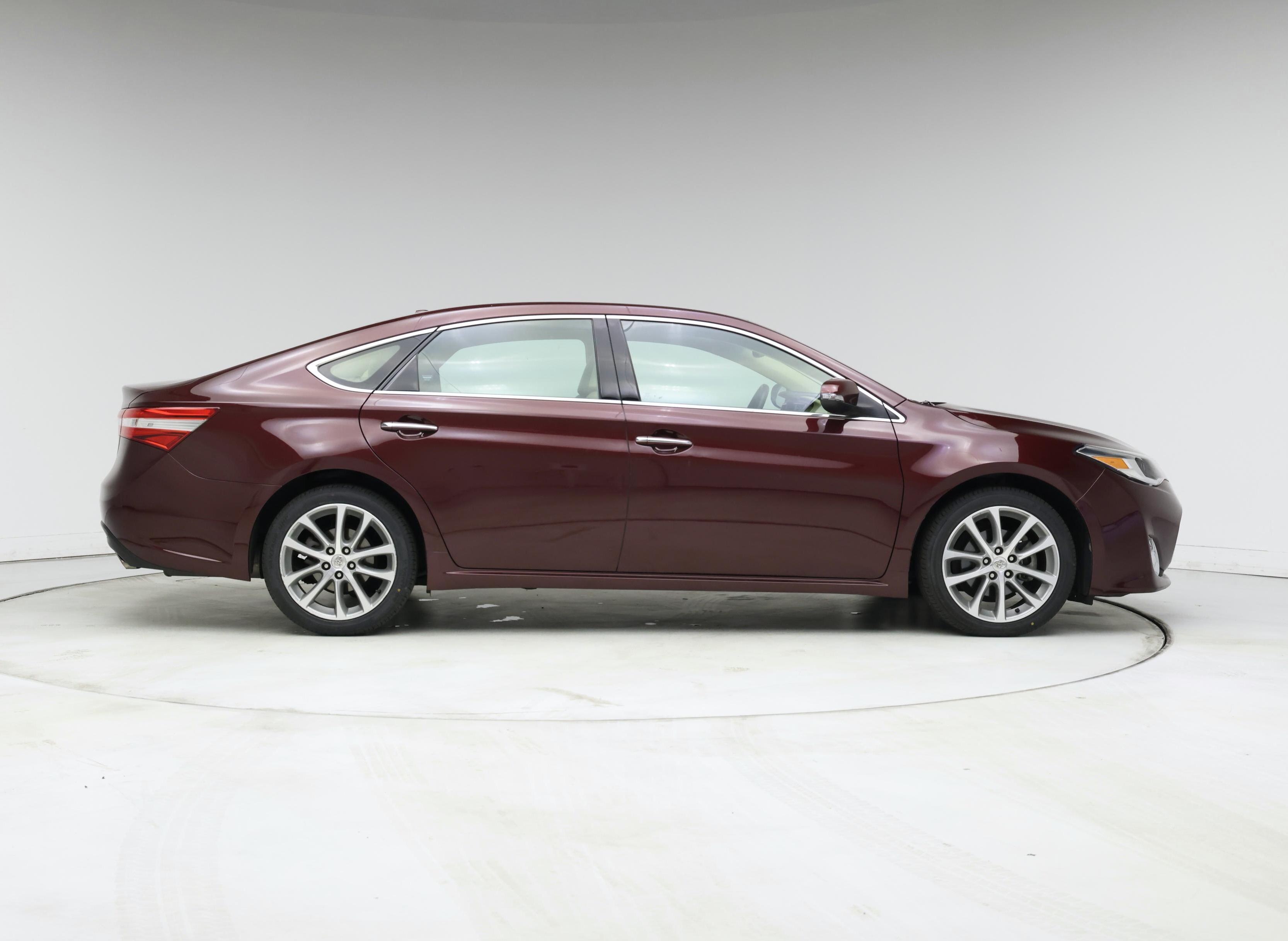 Thumbnail: 2015 Toyota Avalon - 7