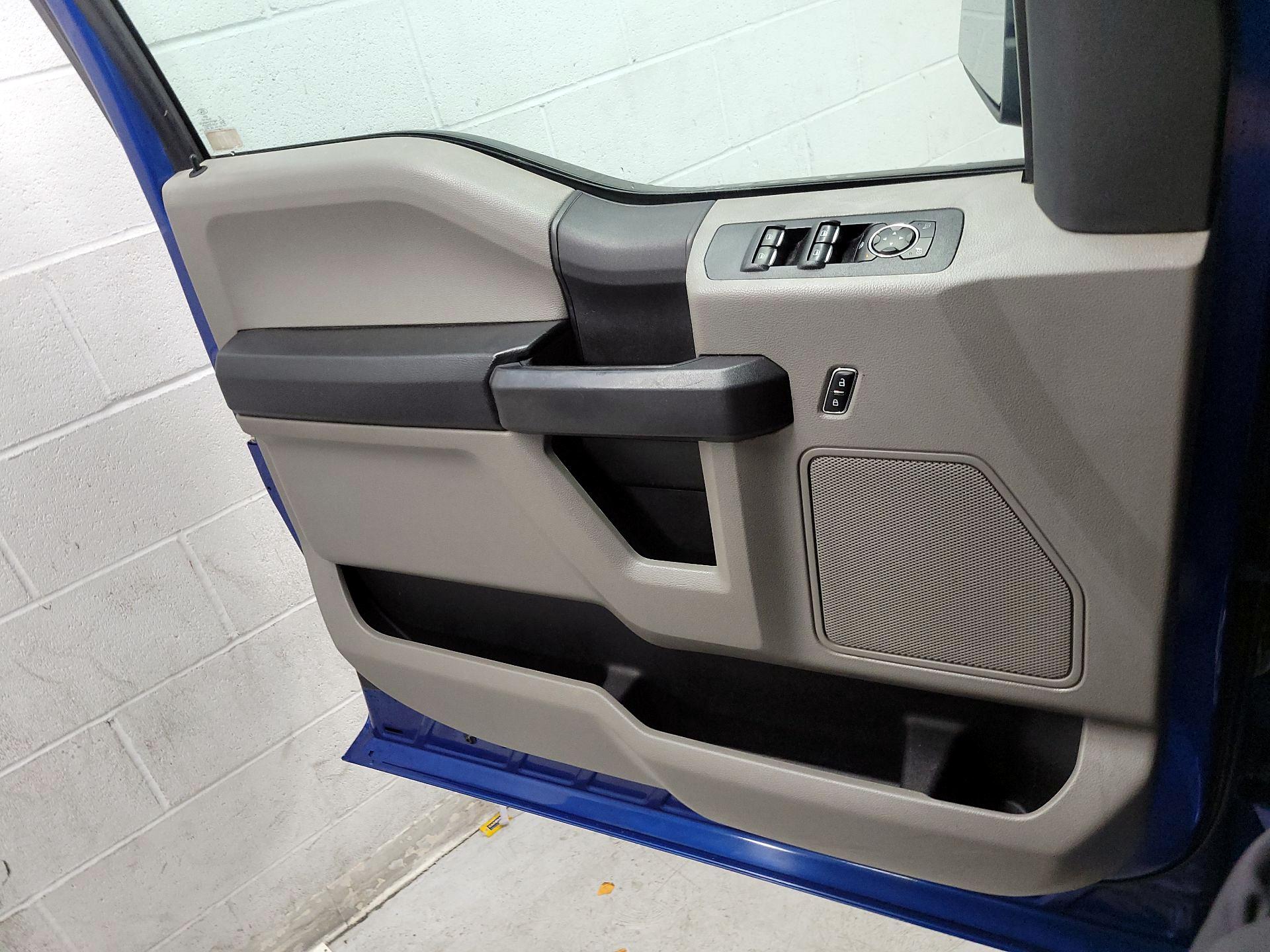 Thumbnail: 2017 Ford F-150 - 12