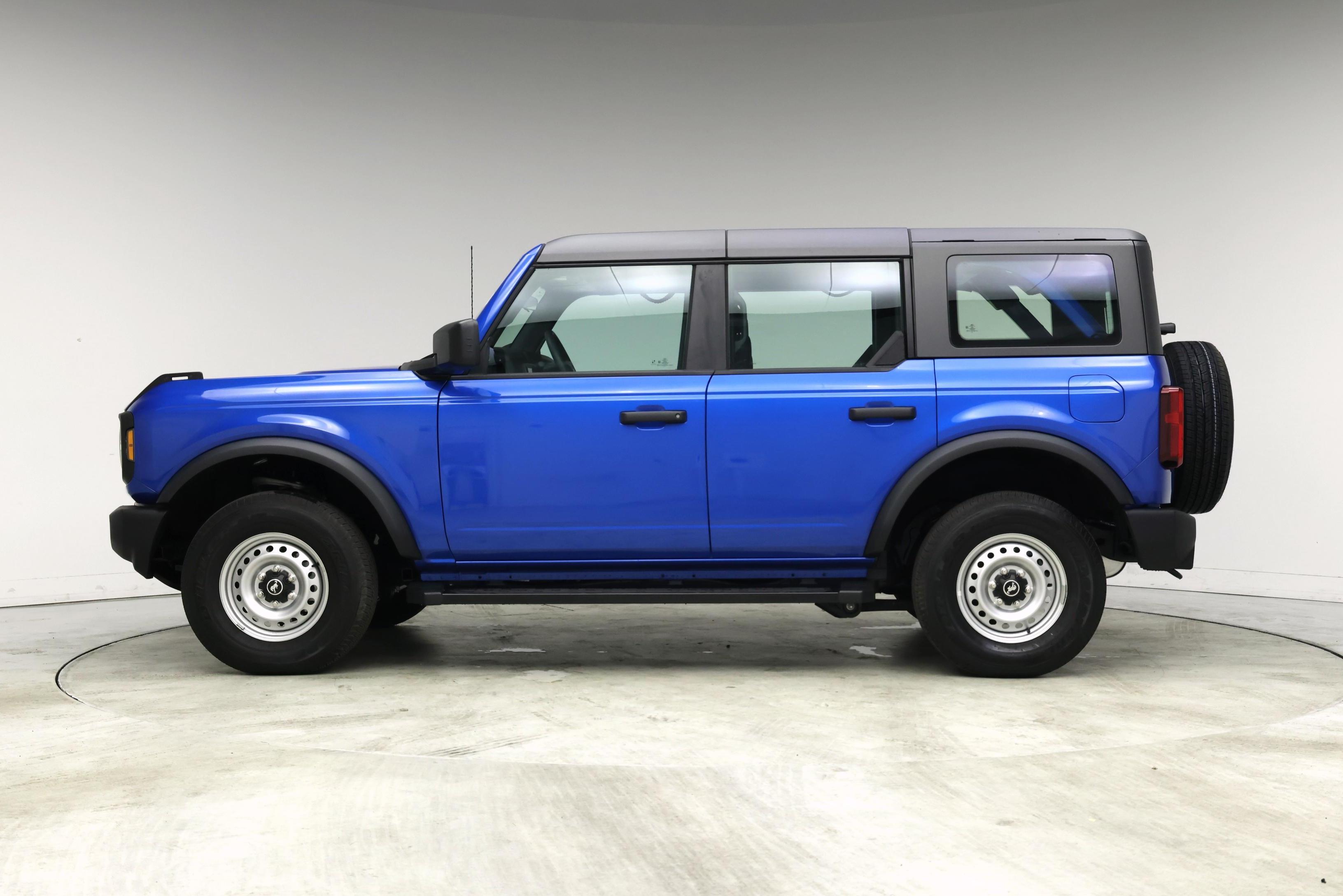 Thumbnail: 2025 Ford Bronco - 3