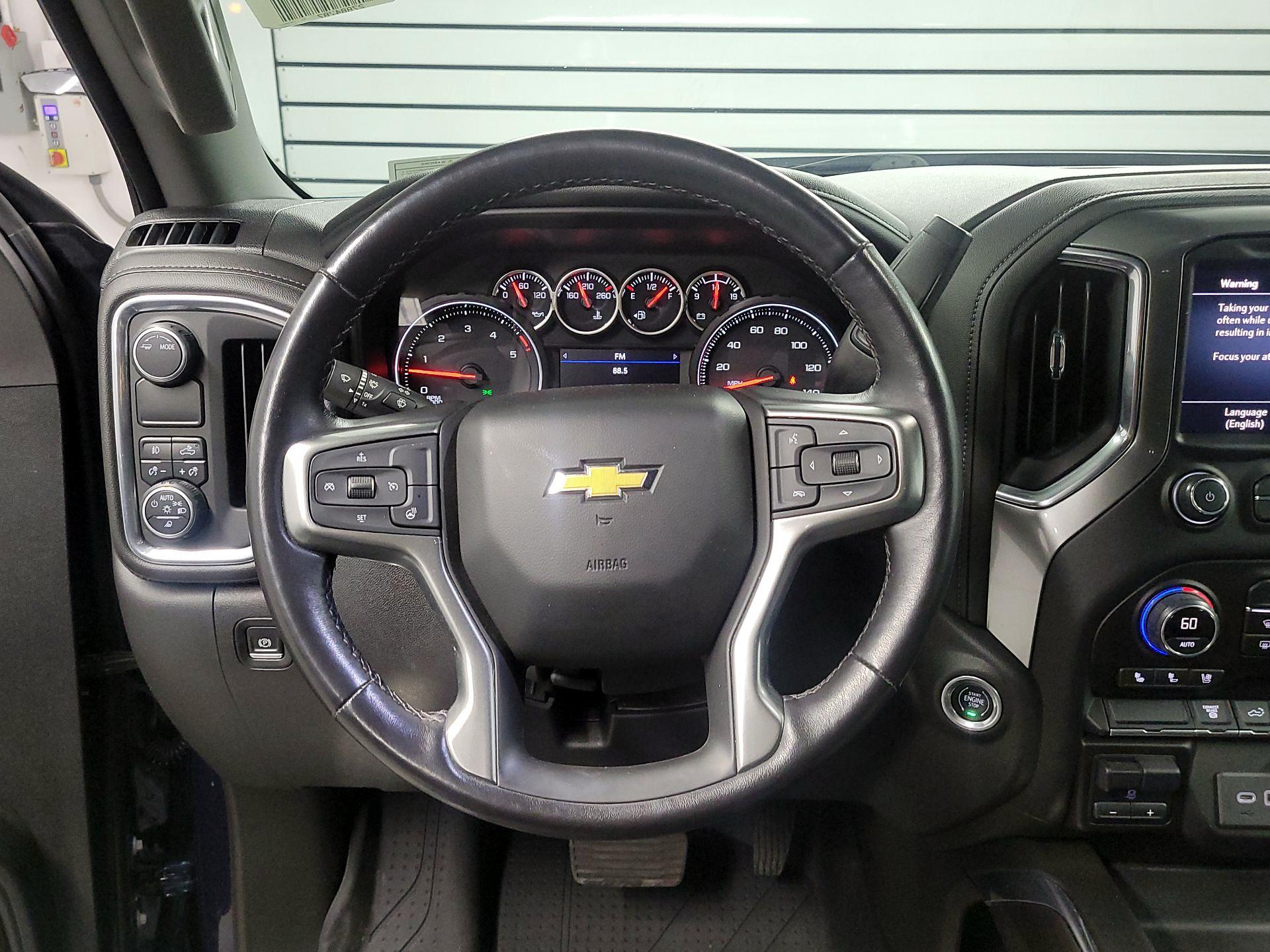 Thumbnail: 2021 Chevrolet Silverado 3500 - 10