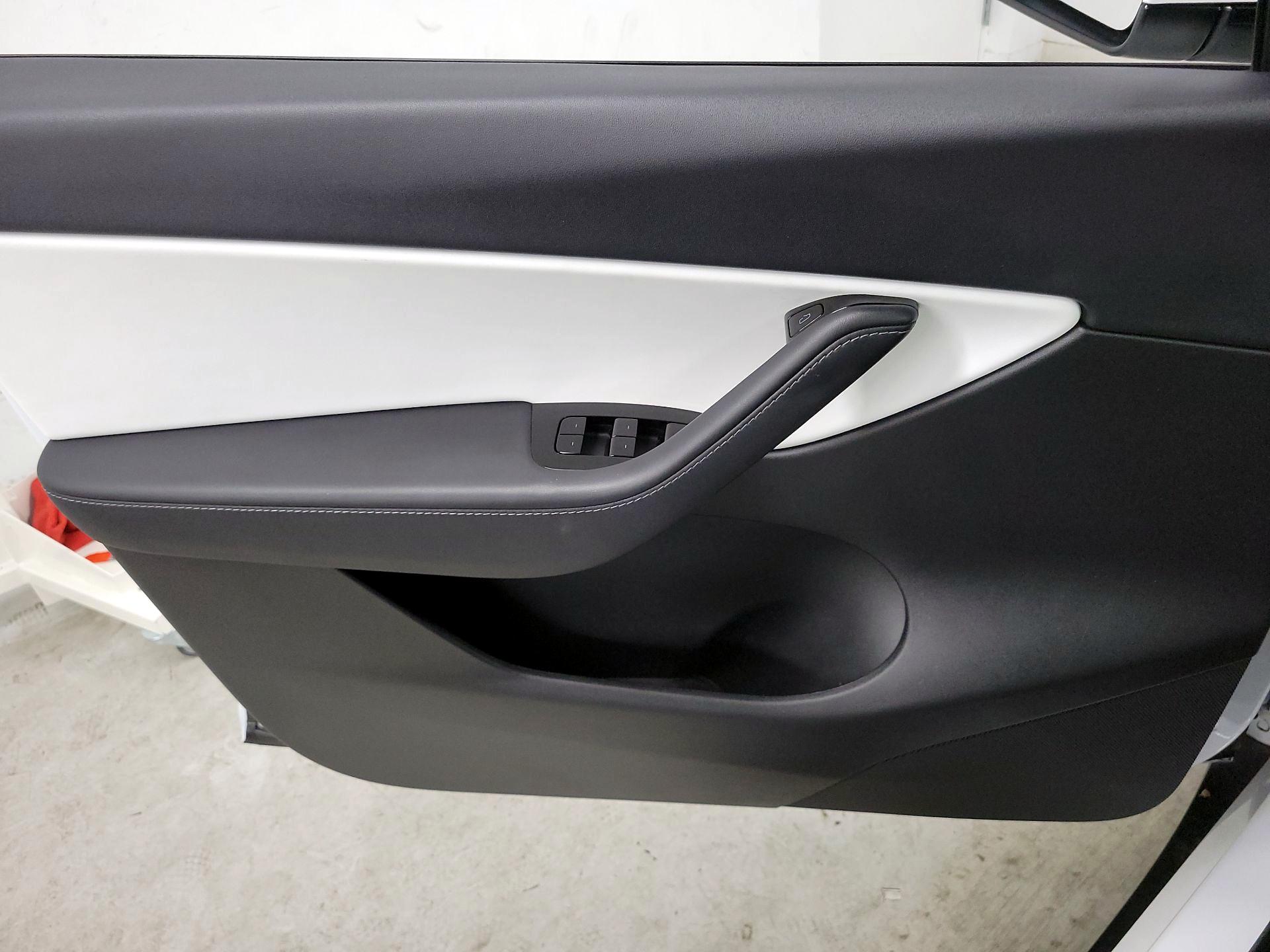 Thumbnail: 2020 Tesla Model Y - 12