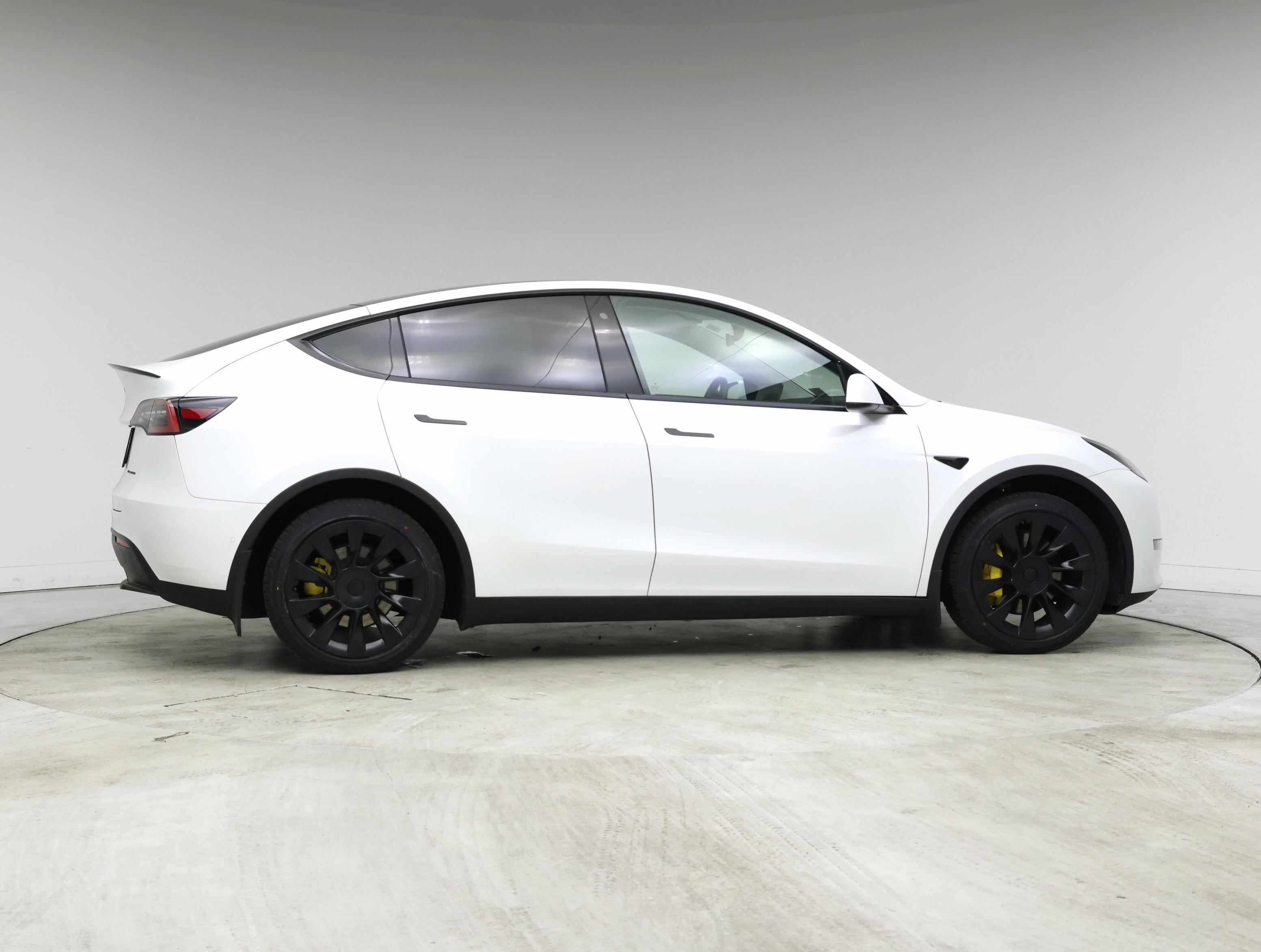 Thumbnail: 2020 Tesla Model Y - 7