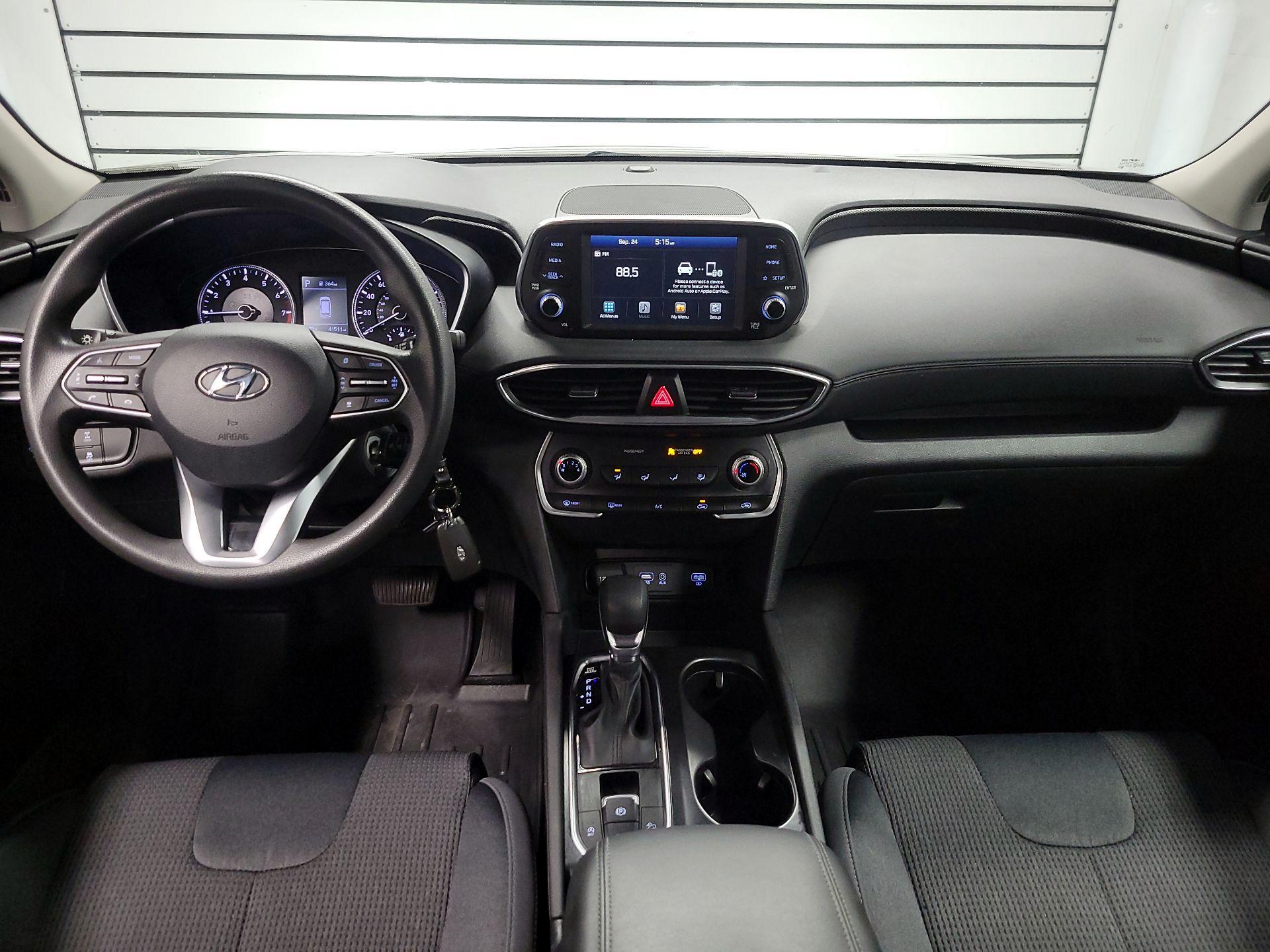 Thumbnail: 2019 Hyundai Santa Fe - 9