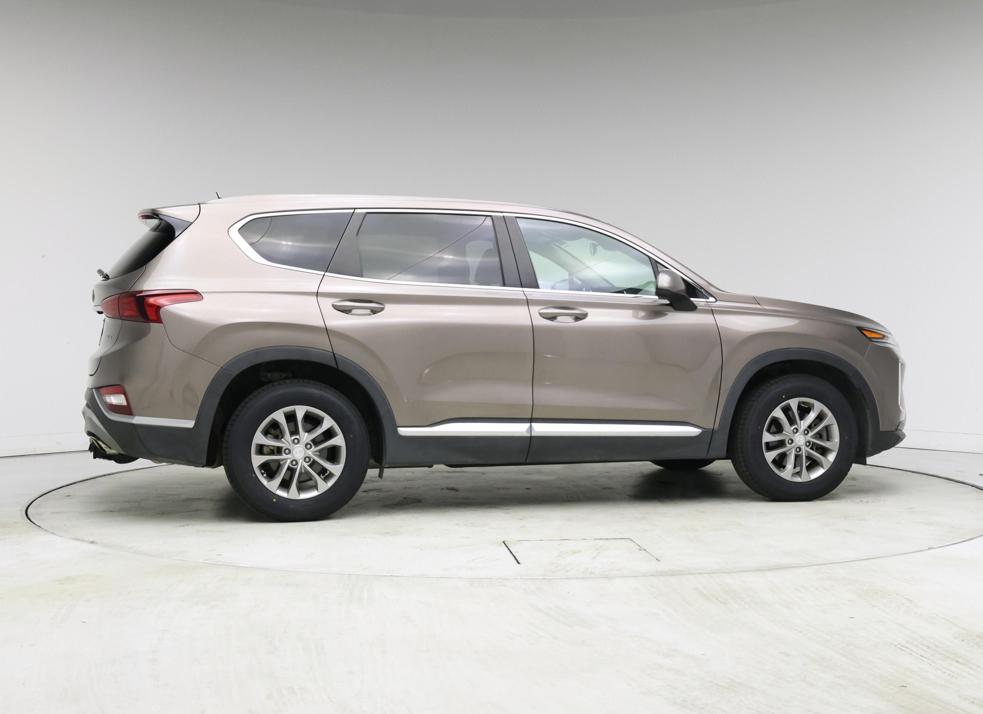 Thumbnail: 2019 Hyundai Santa Fe - 7