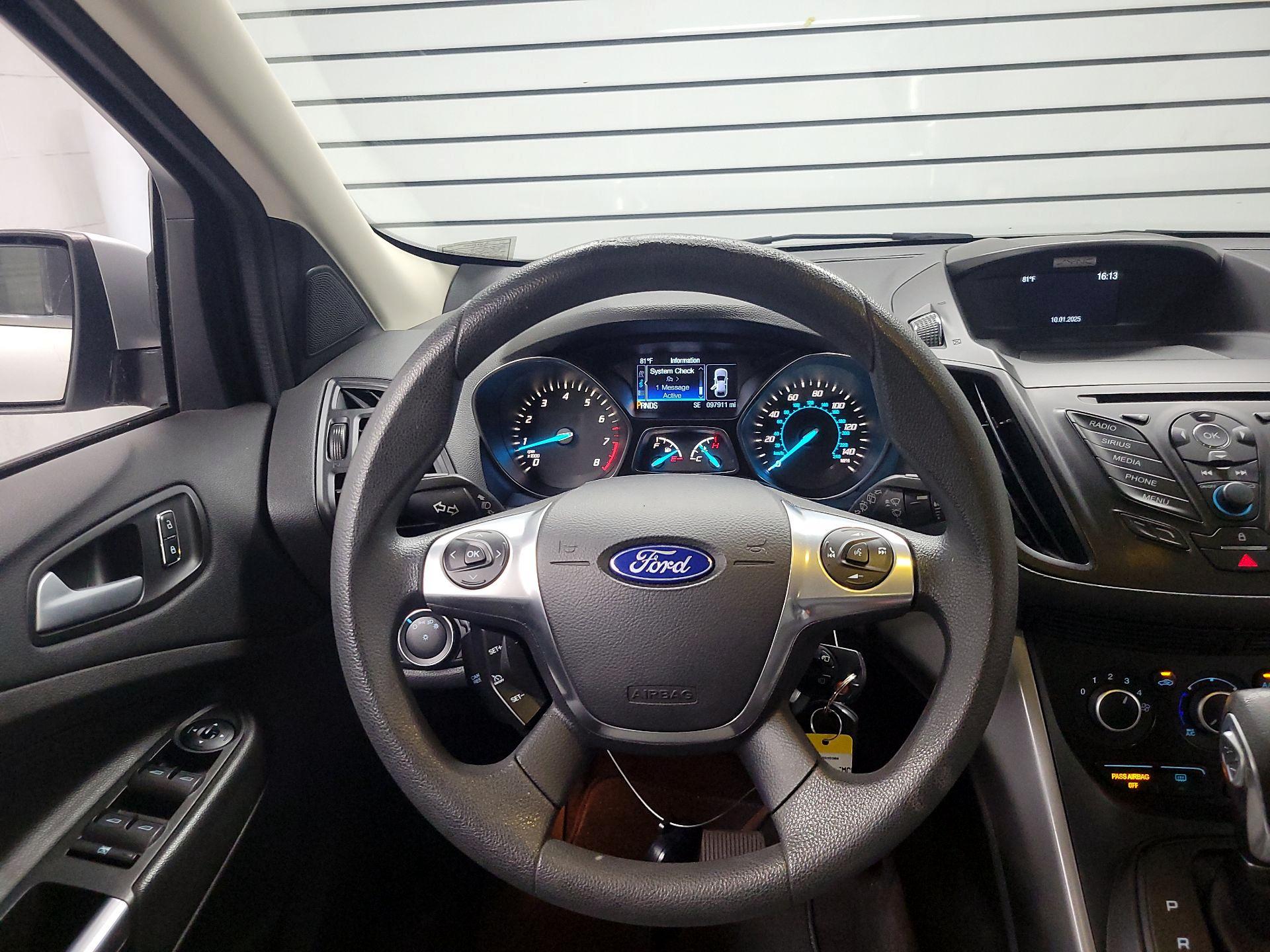 Thumbnail: 2016 Ford Escape - 10