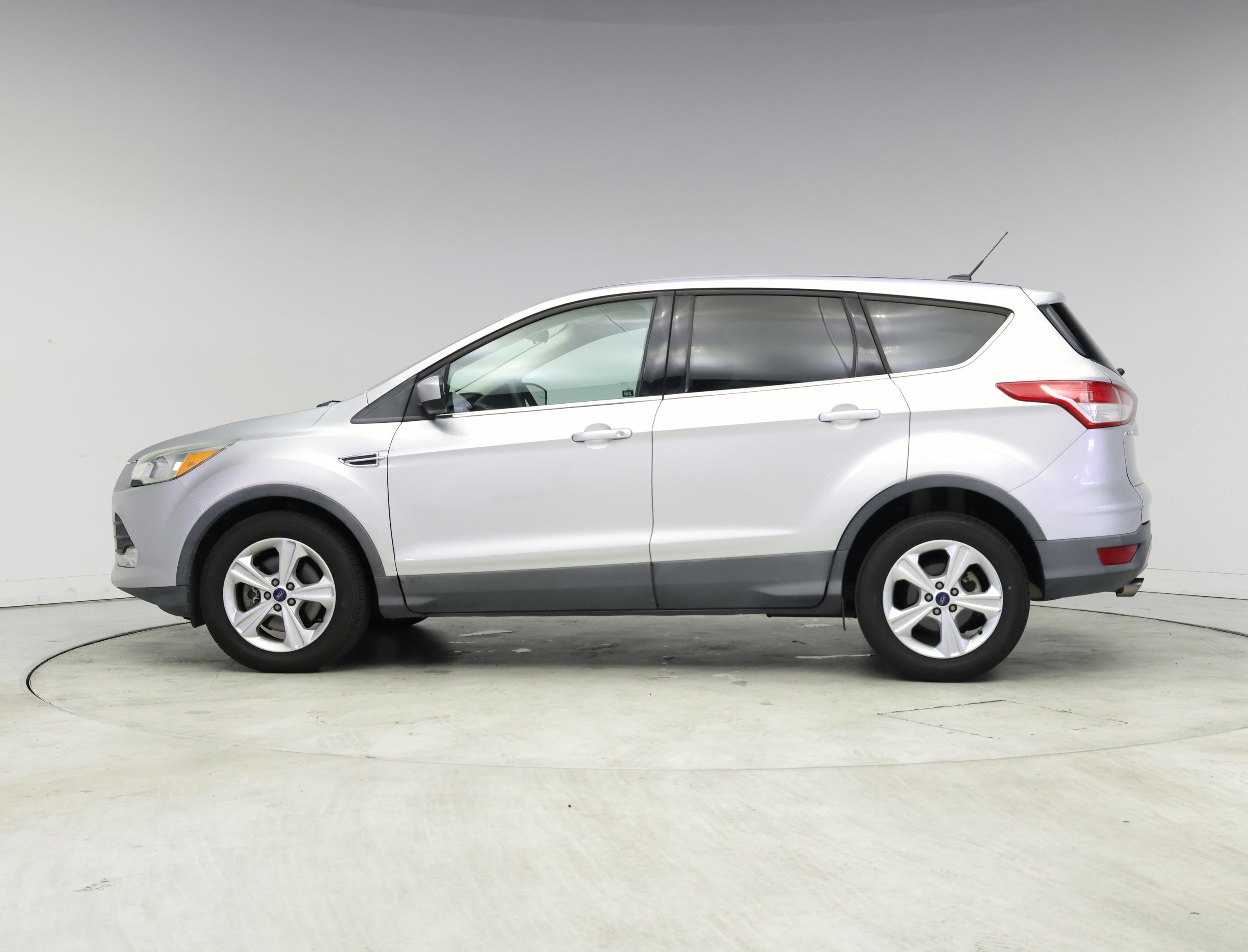Thumbnail: 2016 Ford Escape - 3