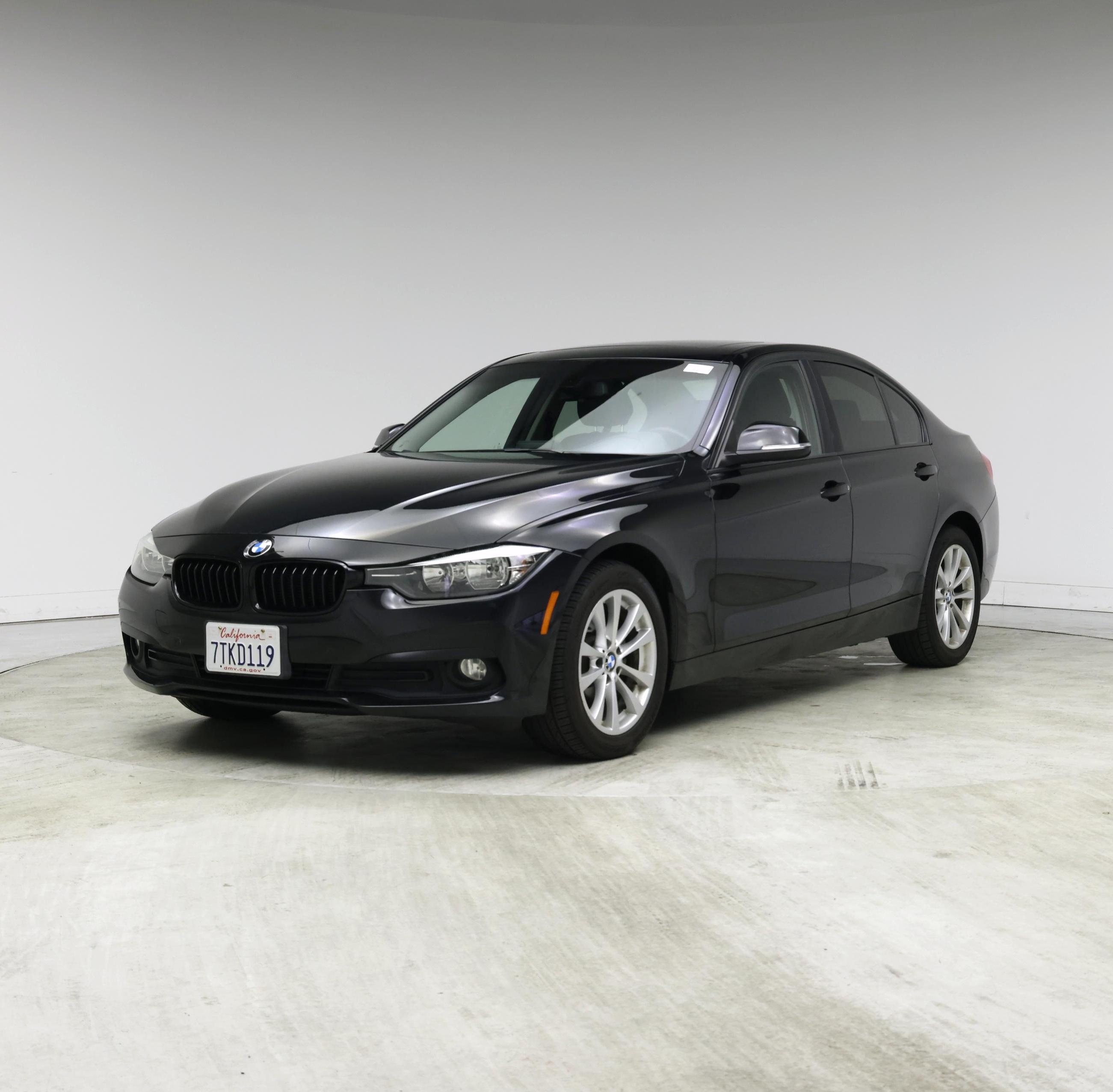 Thumbnail: 2016 BMW 3 Series - 4