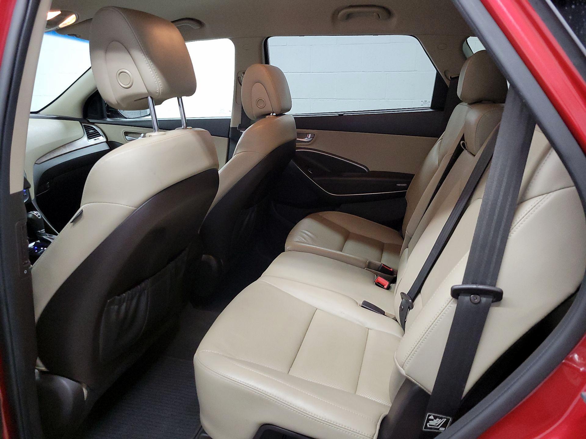 Thumbnail: 2017 Hyundai Santa Fe - 18