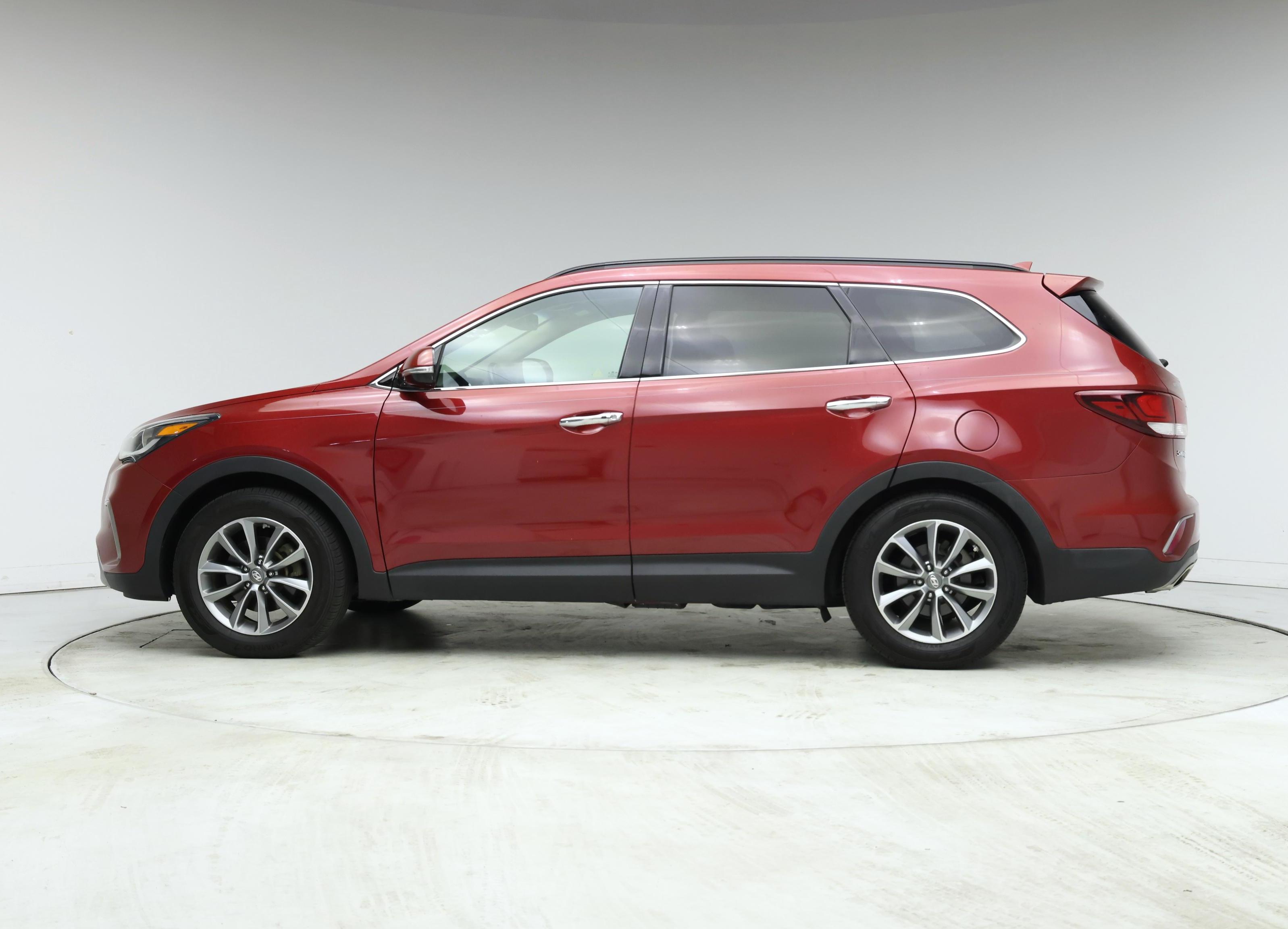 Thumbnail: 2017 Hyundai Santa Fe - 3