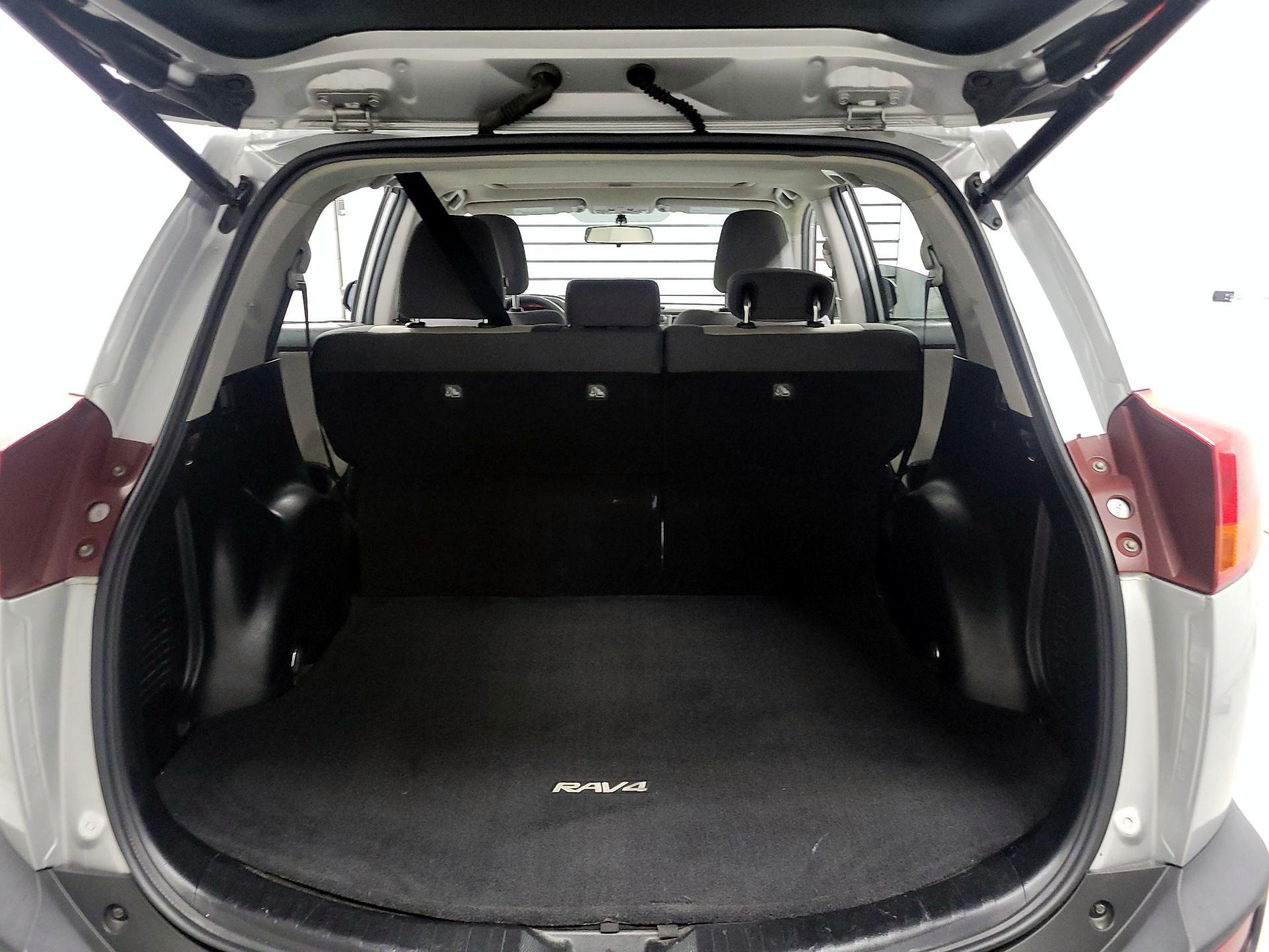 Thumbnail: 2015 Toyota RAV4 - 18