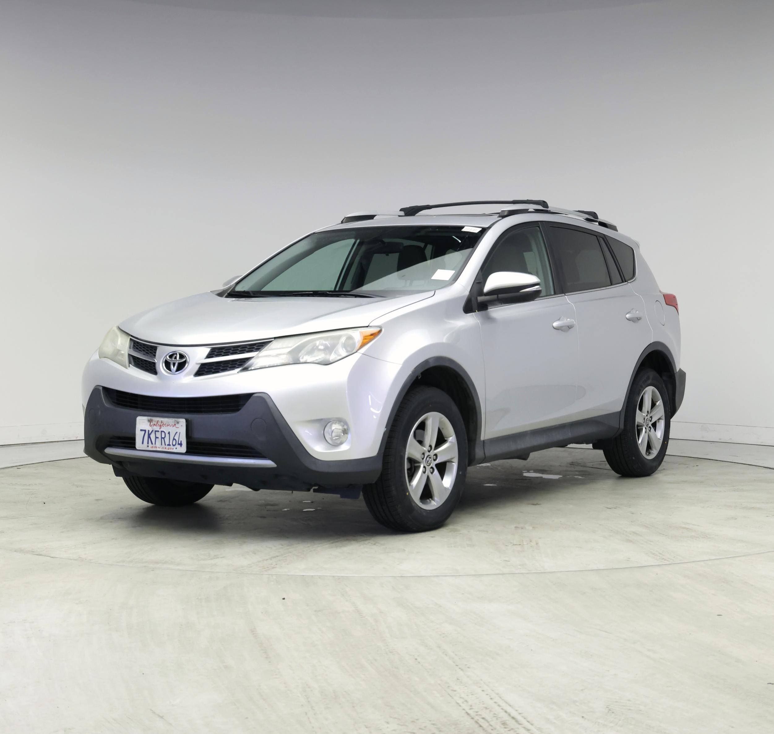 Thumbnail: 2015 Toyota RAV4 - 4