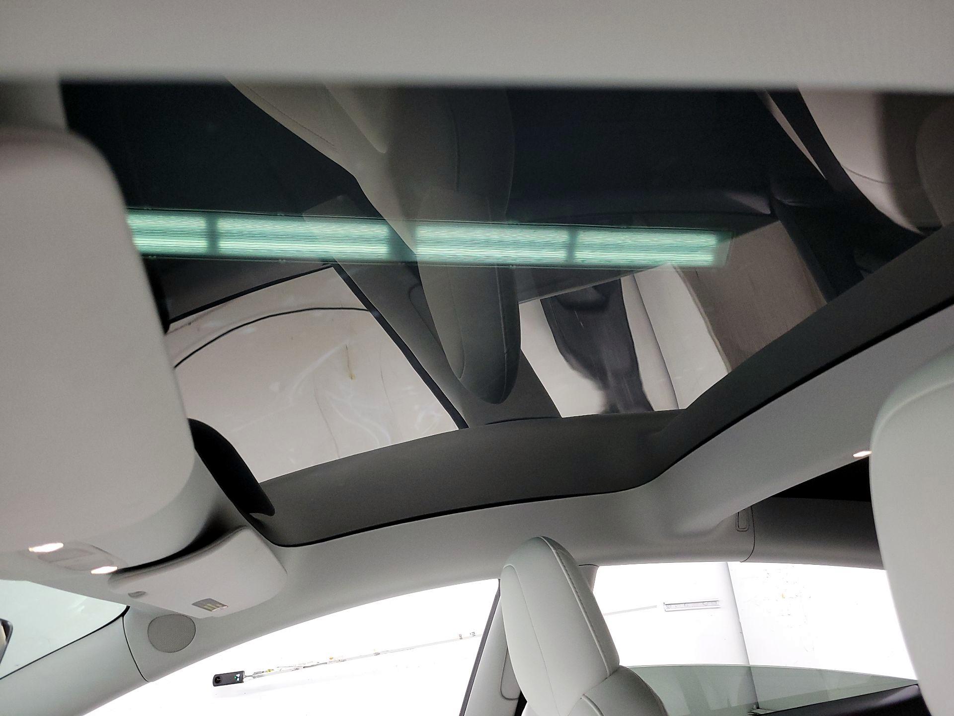Thumbnail: 2021 Tesla Model 3 - 18