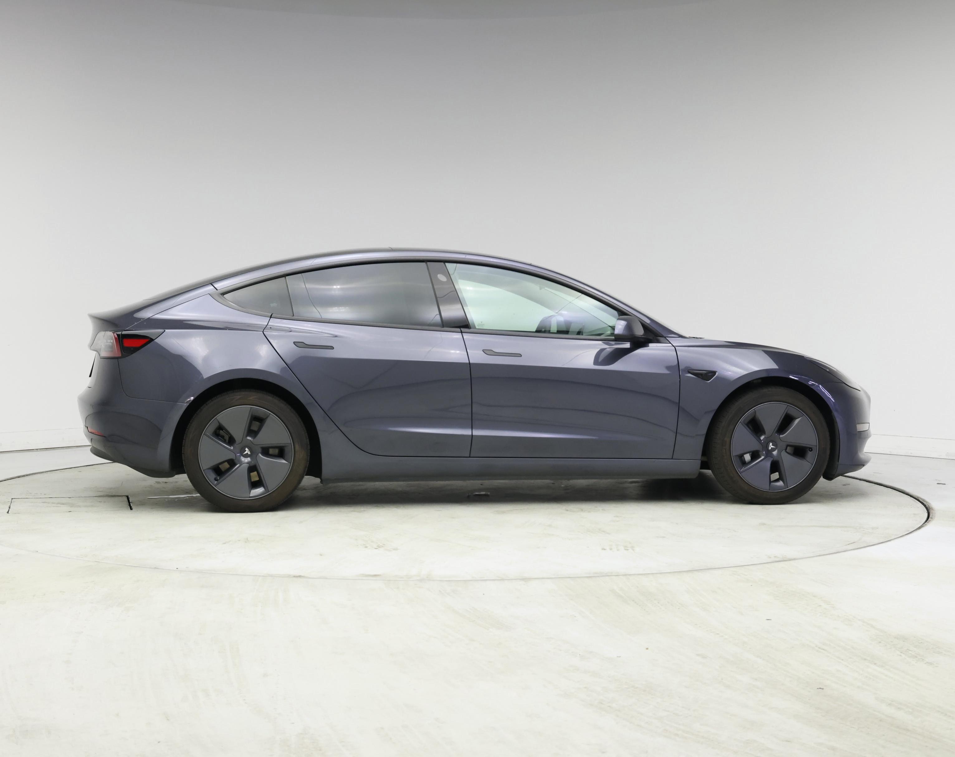 Thumbnail: 2021 Tesla Model 3 - 7