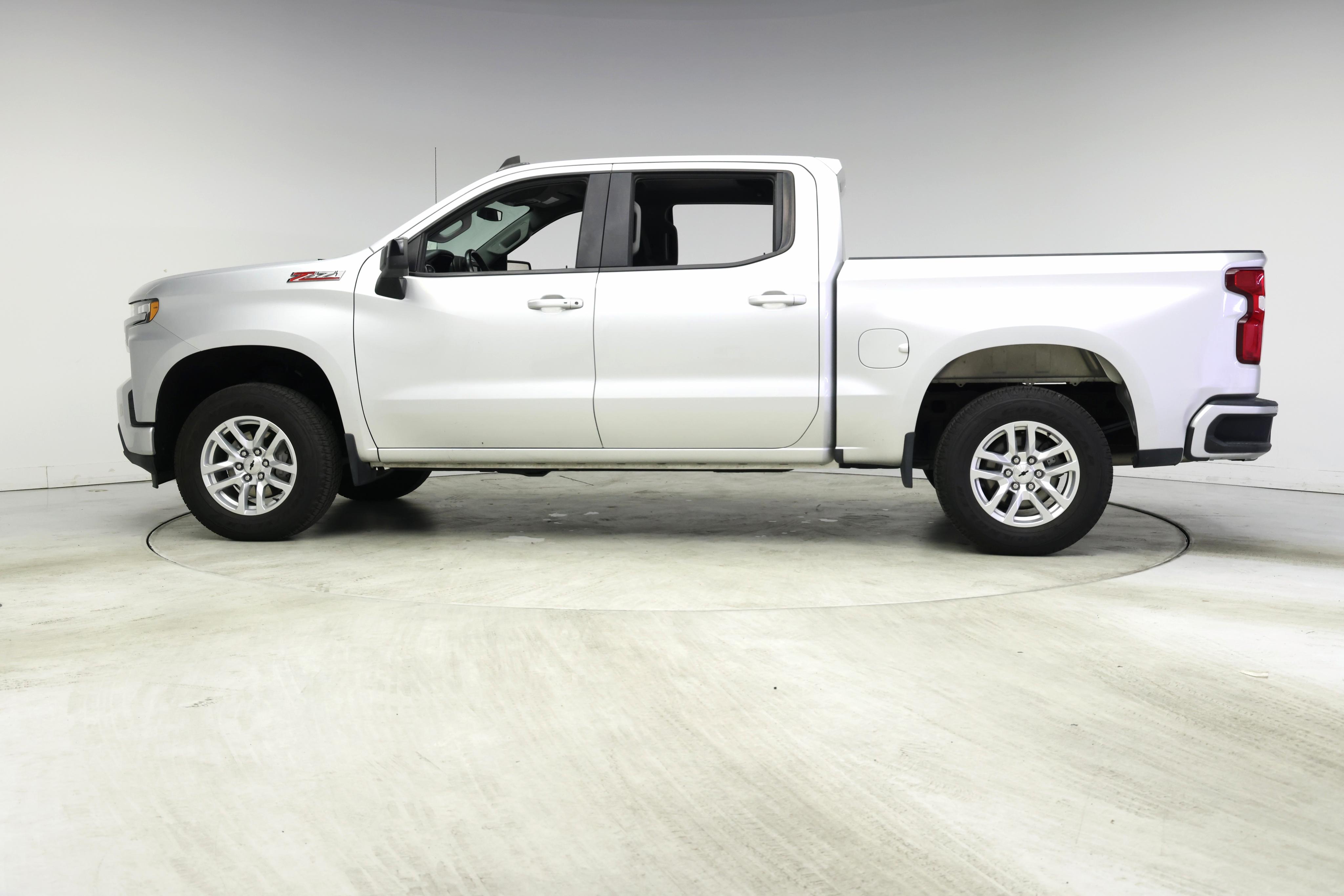 Thumbnail: 2020 Chevrolet Silverado 1500 - 3