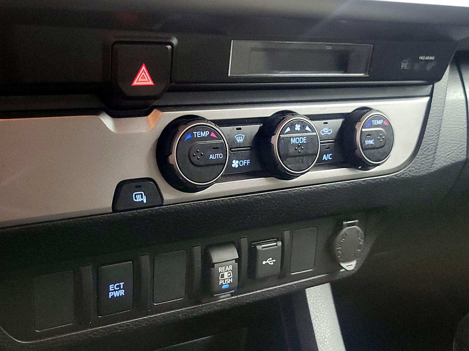 Thumbnail: 2023 Toyota Tacoma - 16