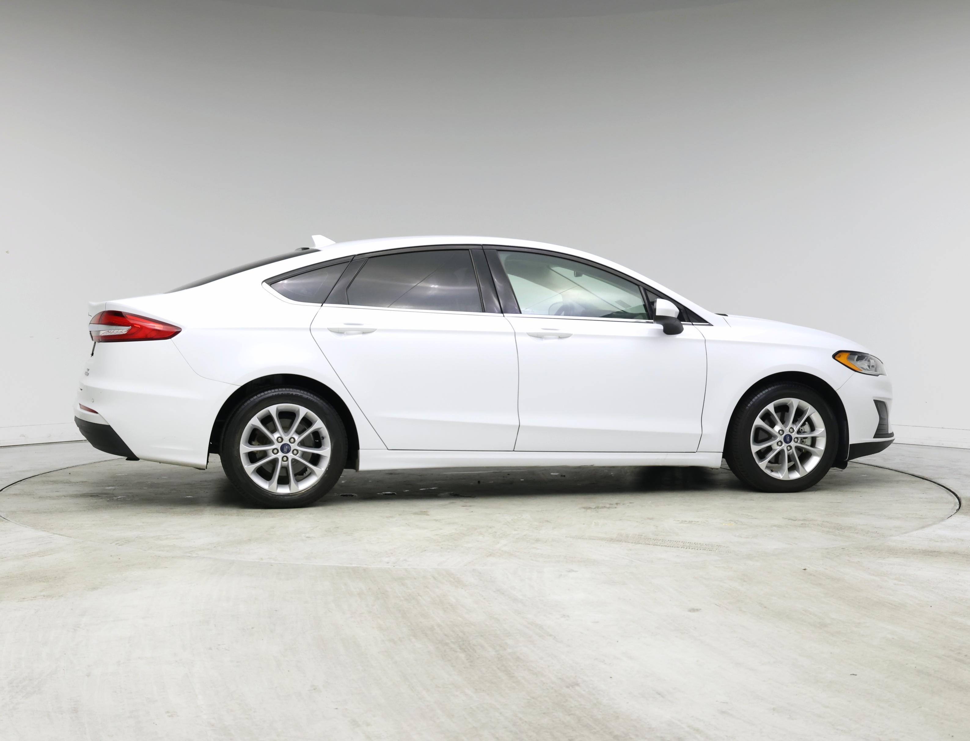 Thumbnail: 2020 Ford Fusion - 7