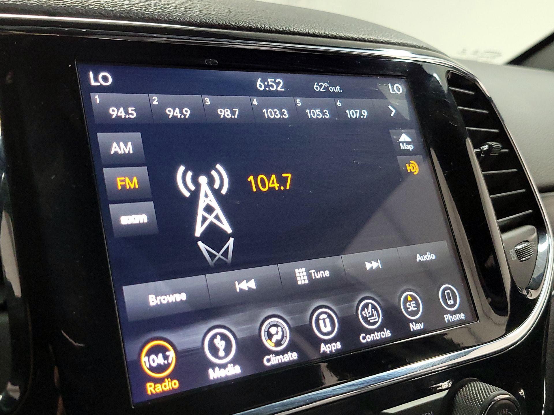 Thumbnail: 2019 Jeep Grand Cherokee - 16