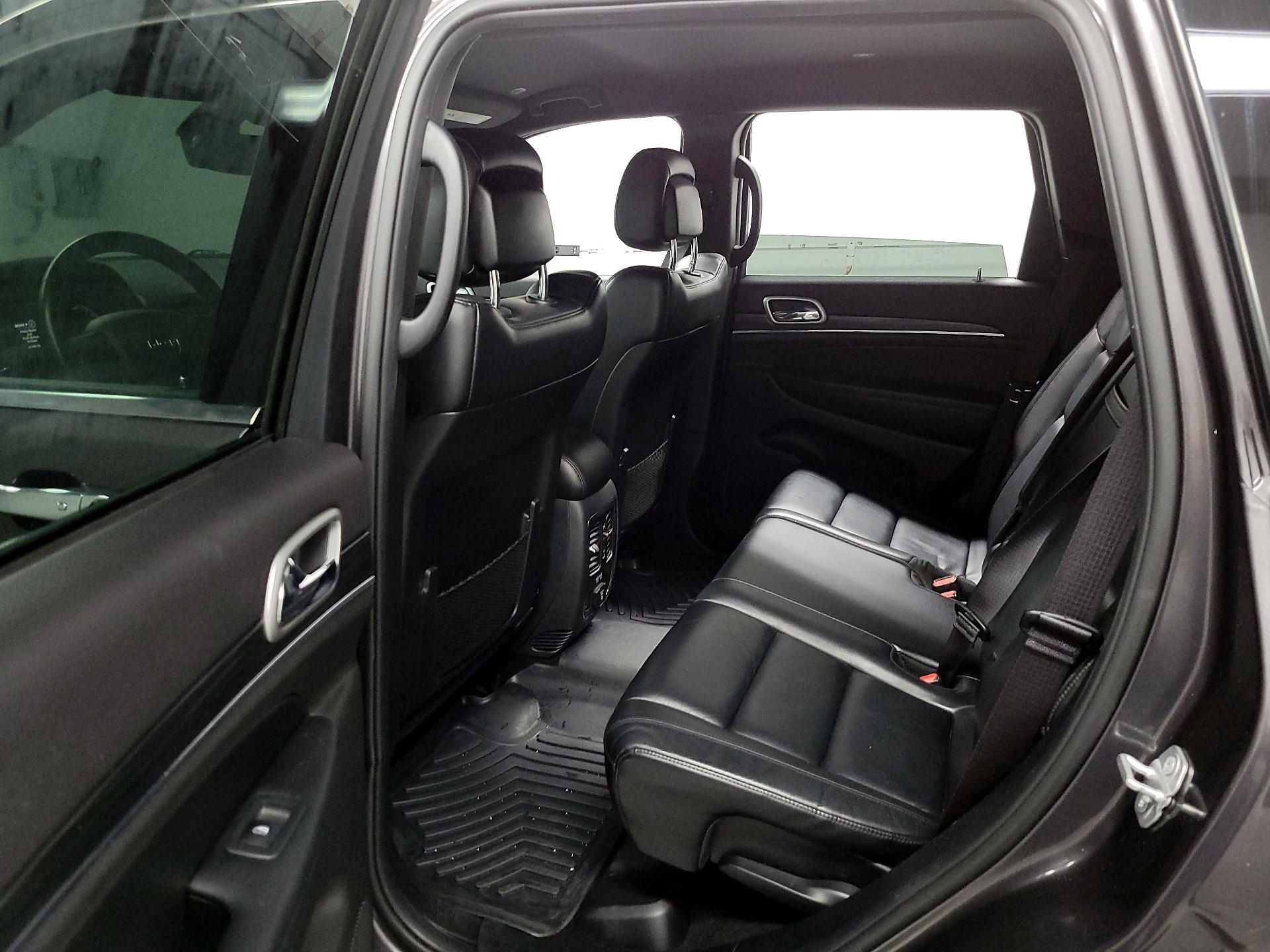 Thumbnail: 2019 Jeep Grand Cherokee - 20