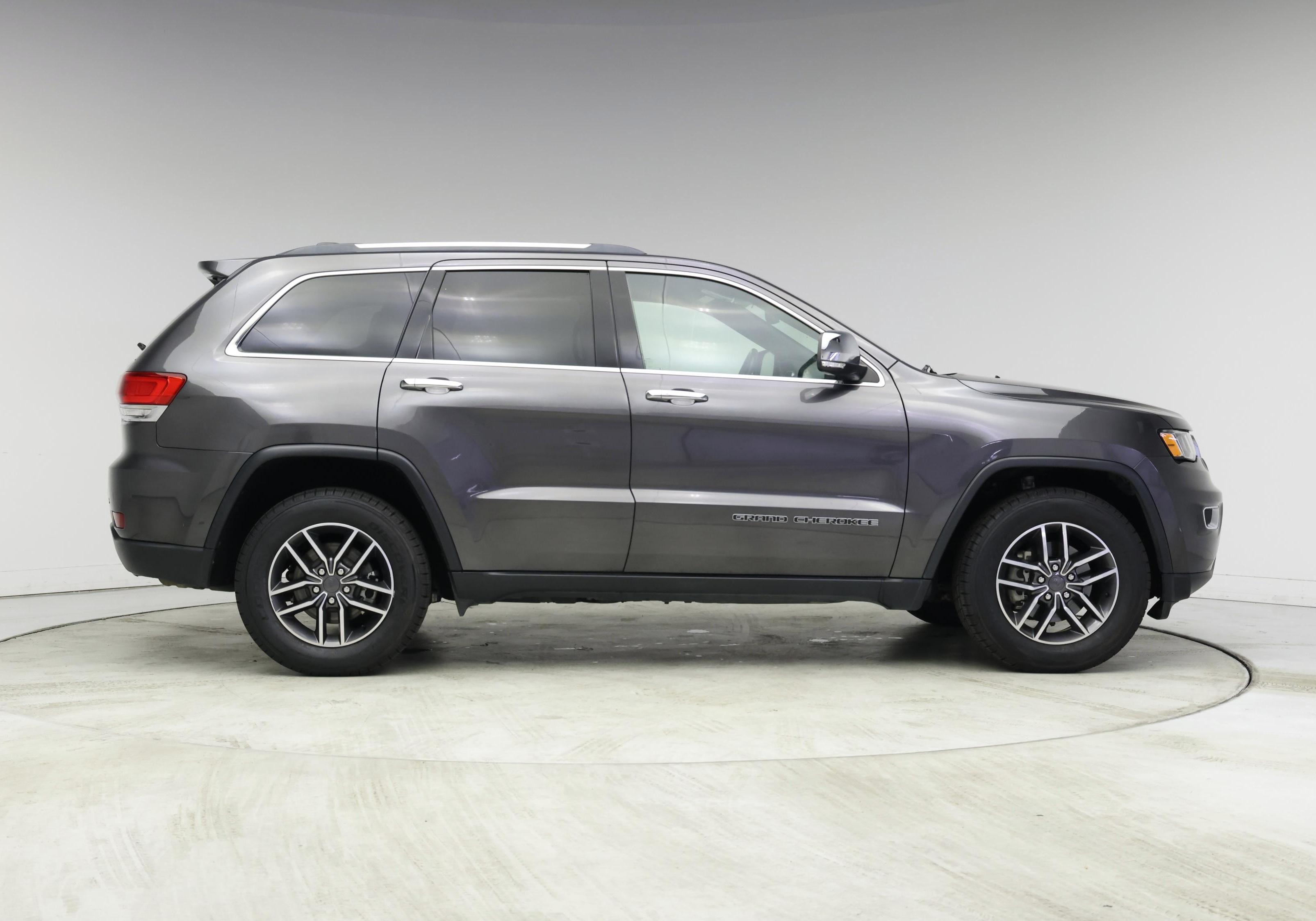 Thumbnail: 2019 Jeep Grand Cherokee - 7