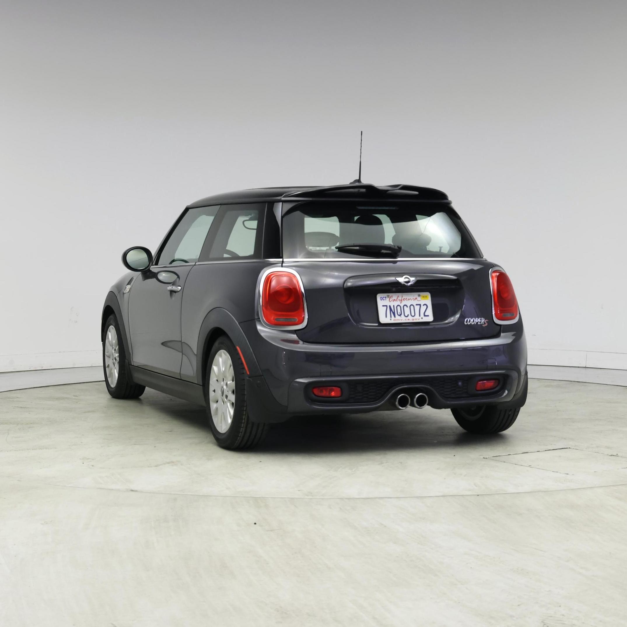 Thumbnail: 2016 MINI Cooper Hardtop - 2