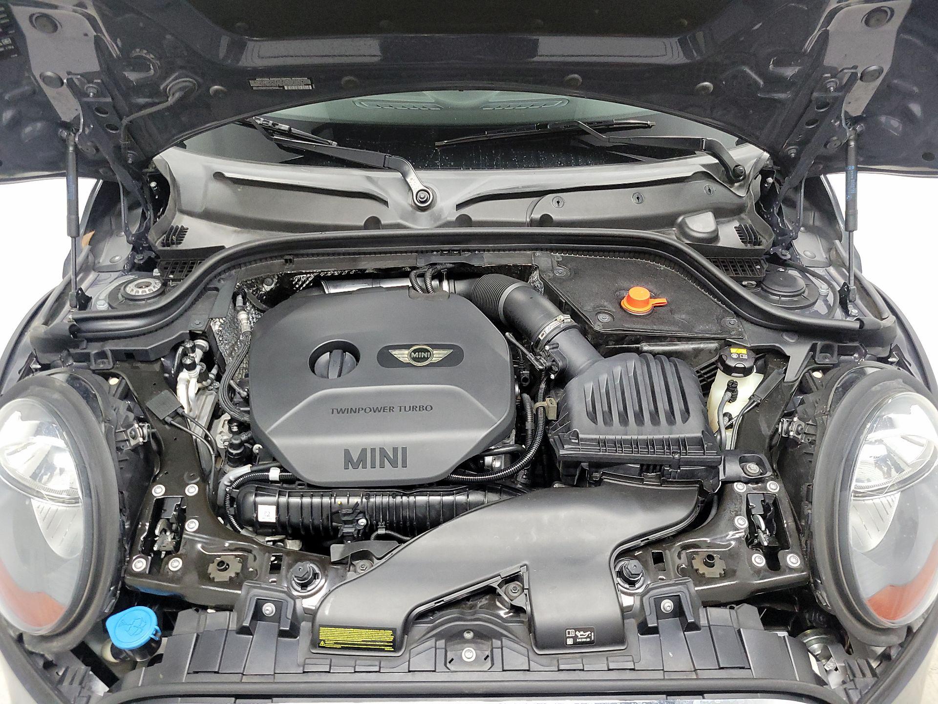Thumbnail: 2016 MINI Cooper Hardtop - 20