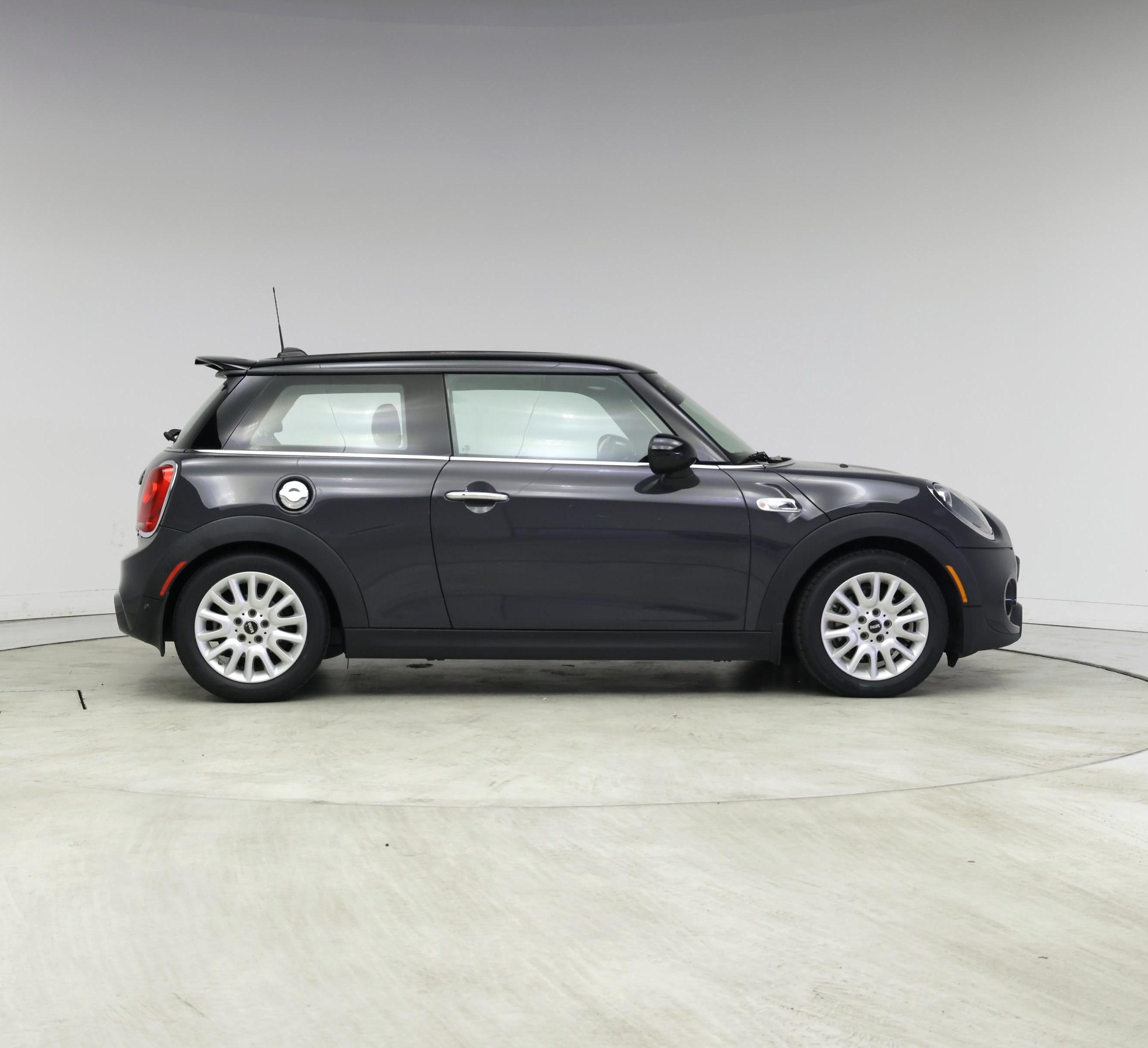 Thumbnail: 2016 MINI Cooper Hardtop - 7