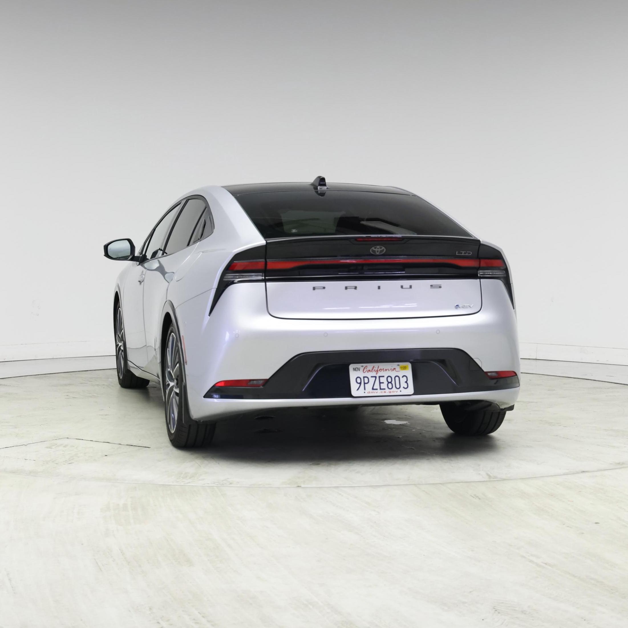 Thumbnail: 2024 Toyota Prius - 6