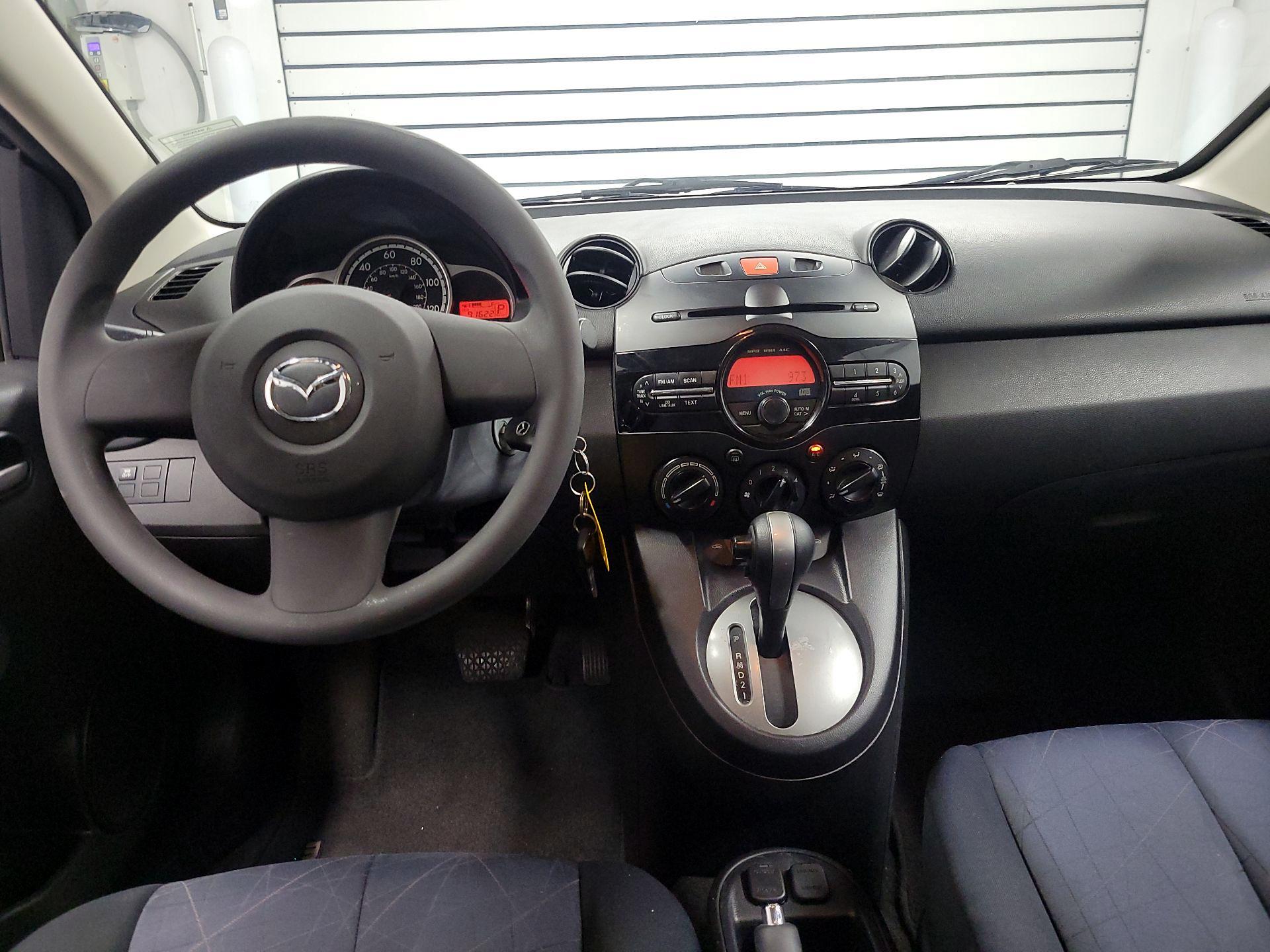Thumbnail: 2014 Mazda Mazda2 - 9