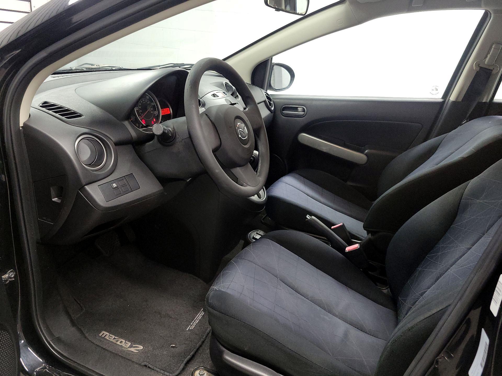 Thumbnail: 2014 Mazda Mazda2 - 11