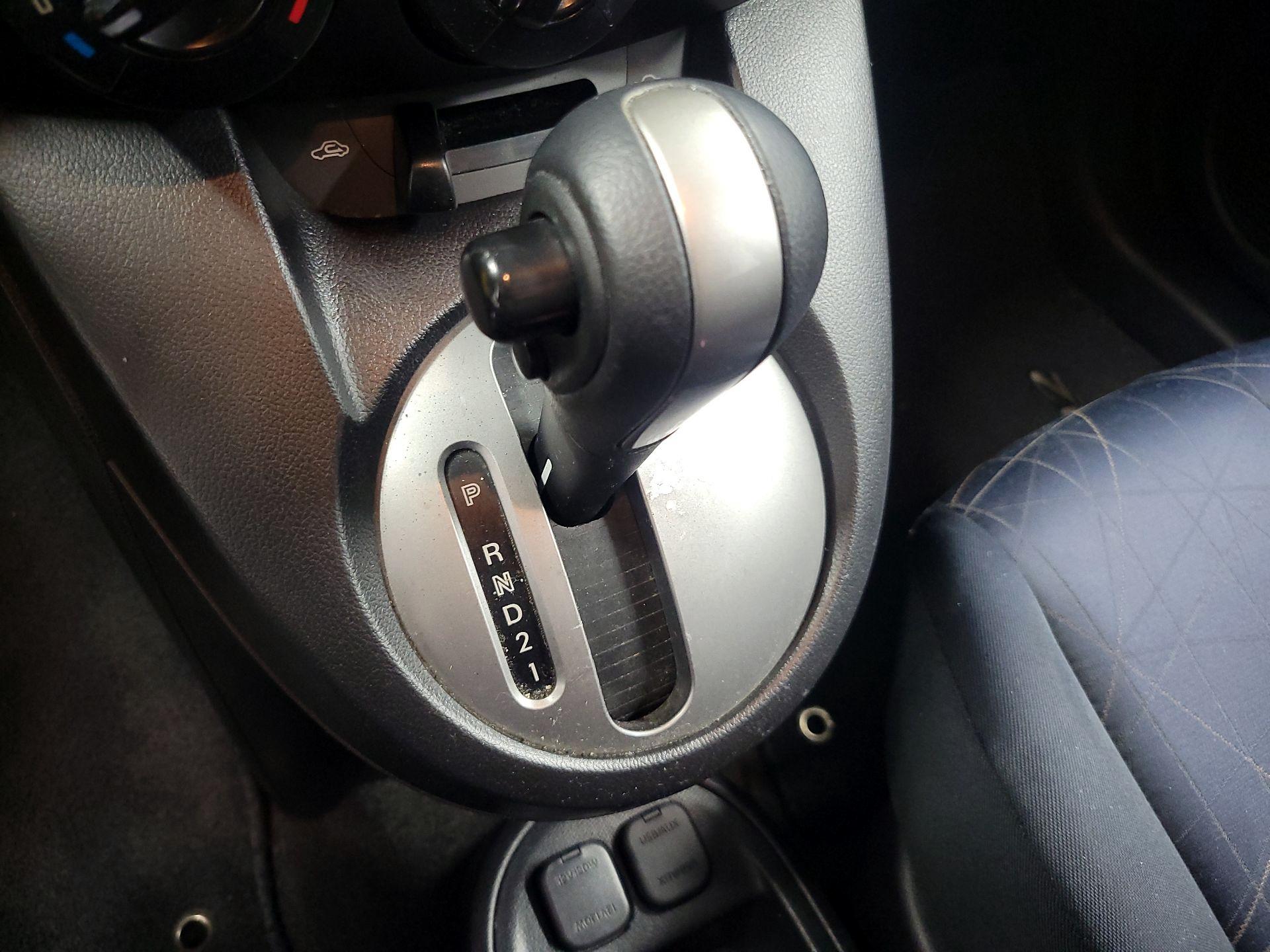 Thumbnail: 2014 Mazda Mazda2 - 15