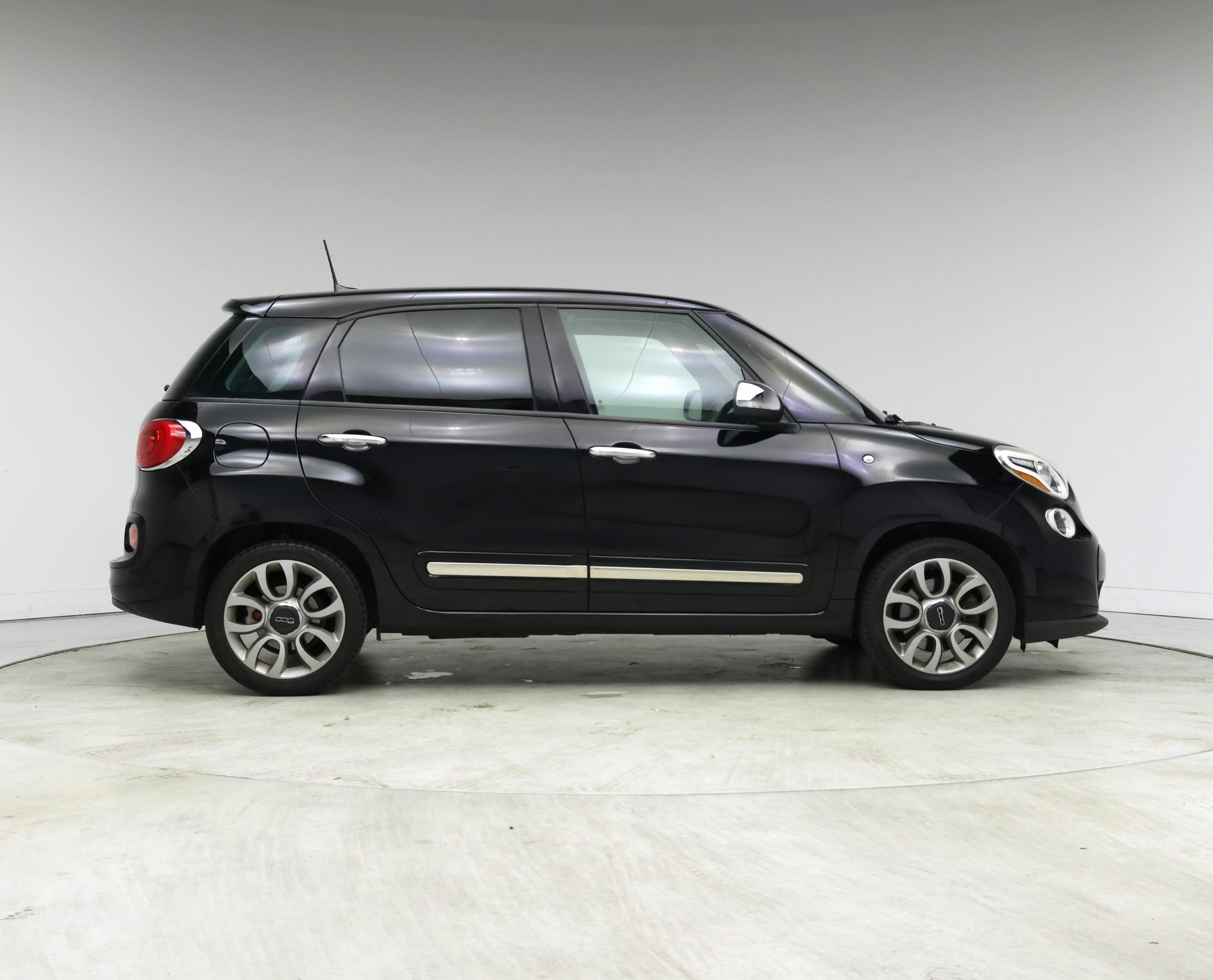 Thumbnail: 2017 Fiat 500L - 7