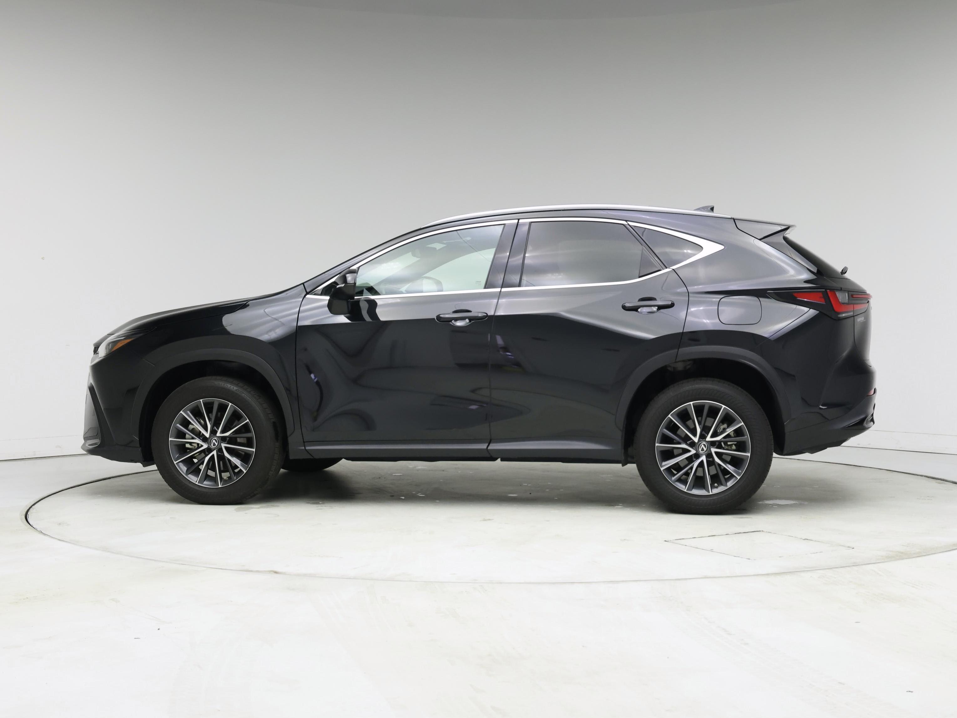 Thumbnail: 2022 Lexus NX - 3