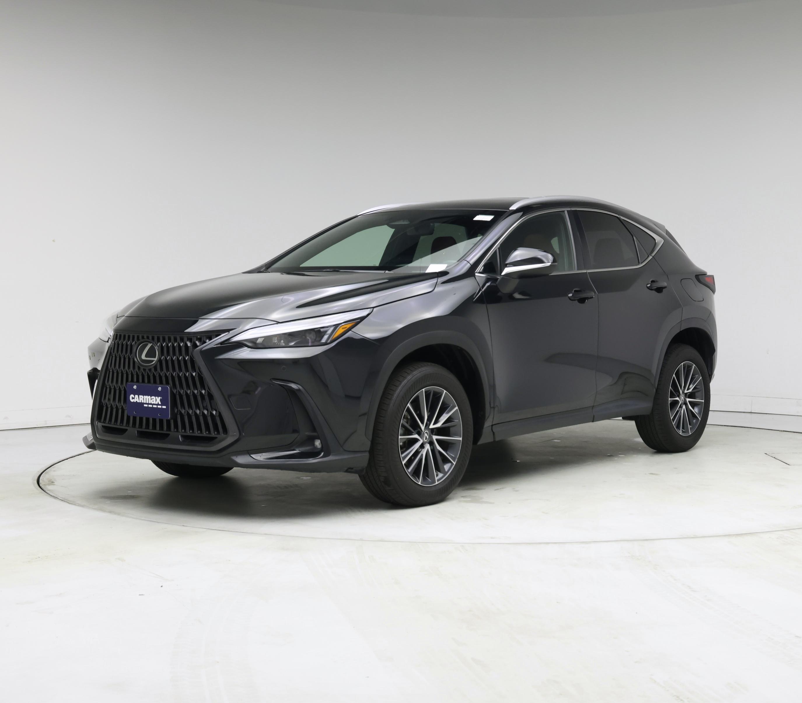 Thumbnail: 2022 Lexus NX - 4