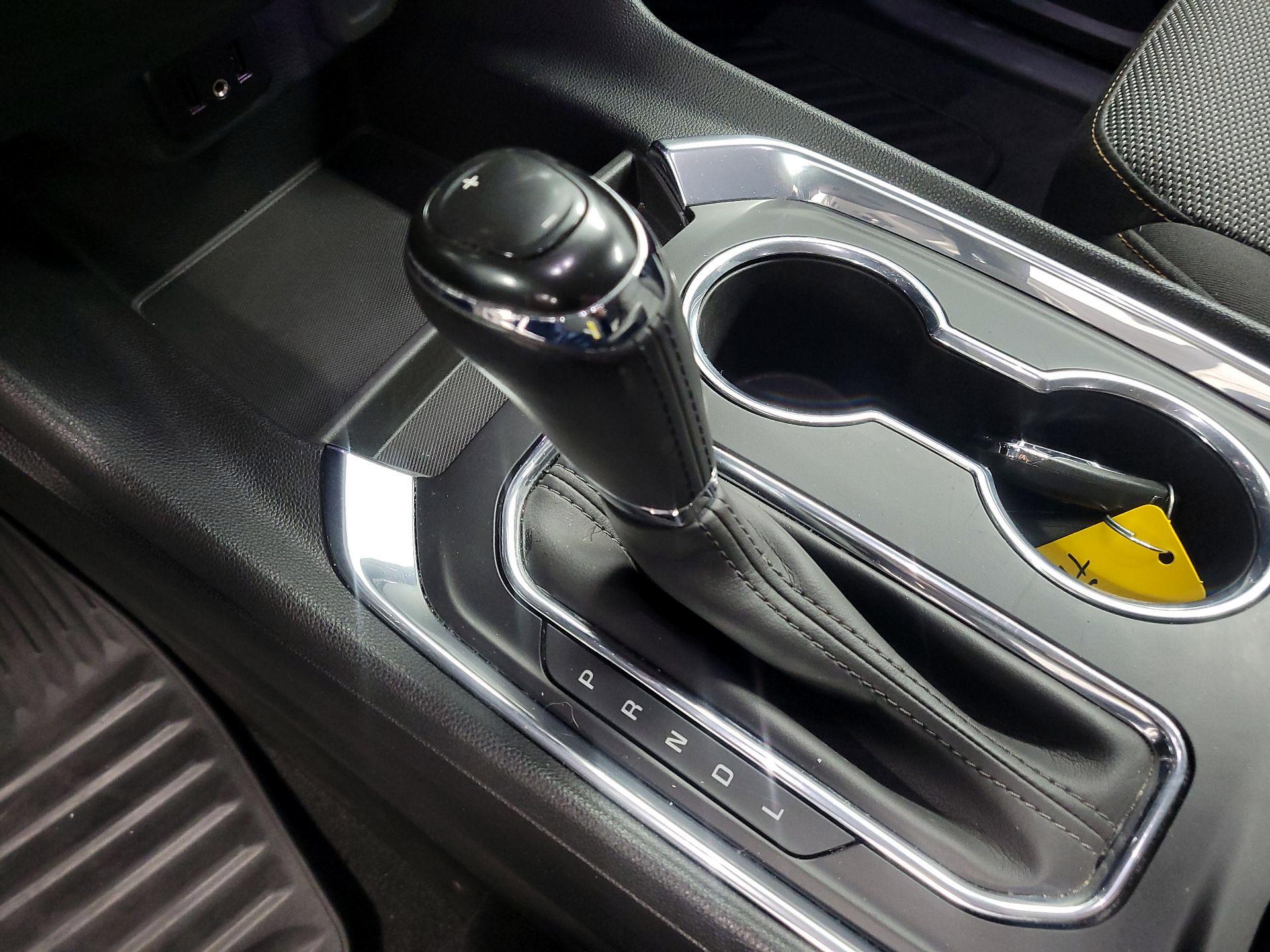 Thumbnail: 2019 Chevrolet Traverse - 17