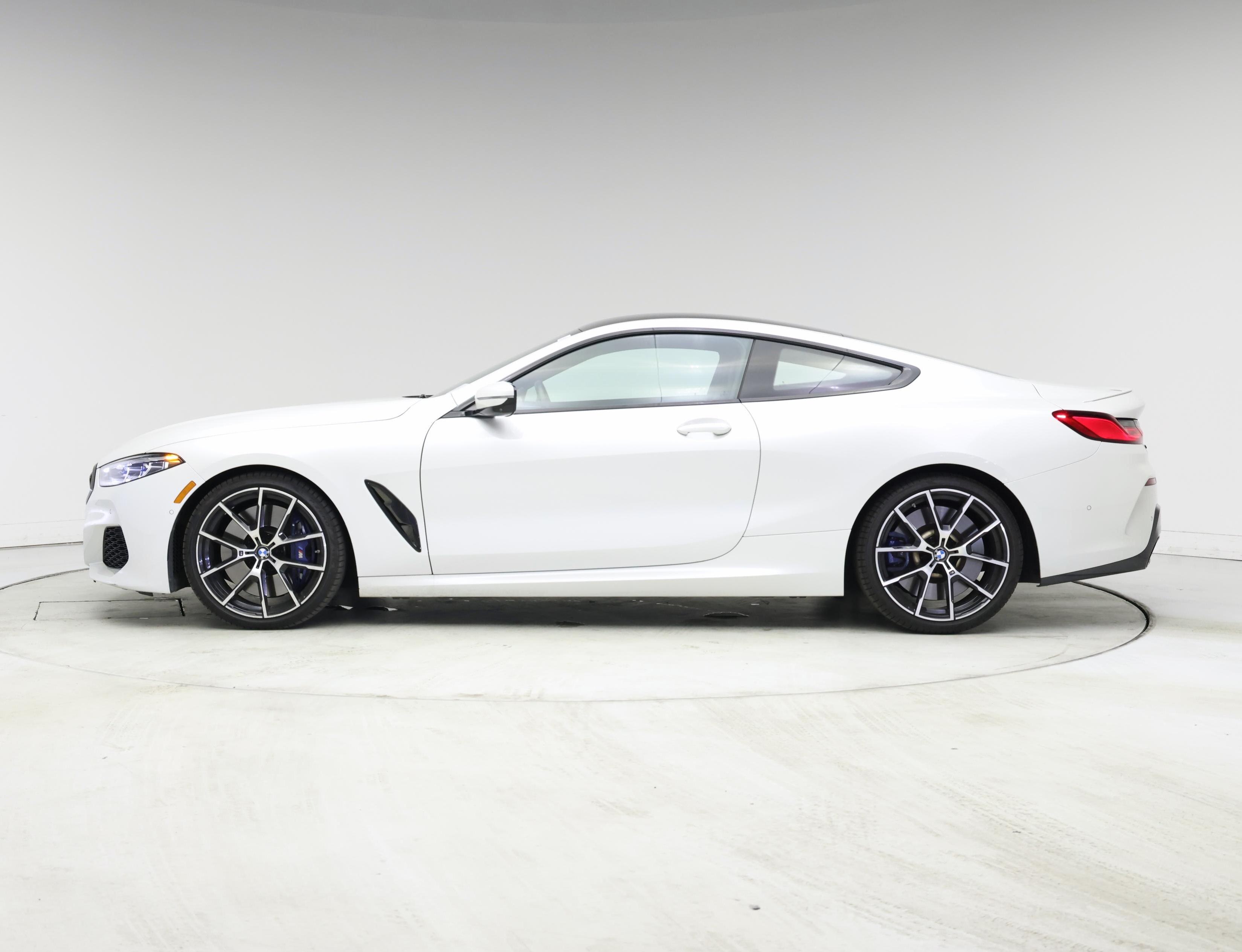 Thumbnail: 2021 BMW 8 Series - 3