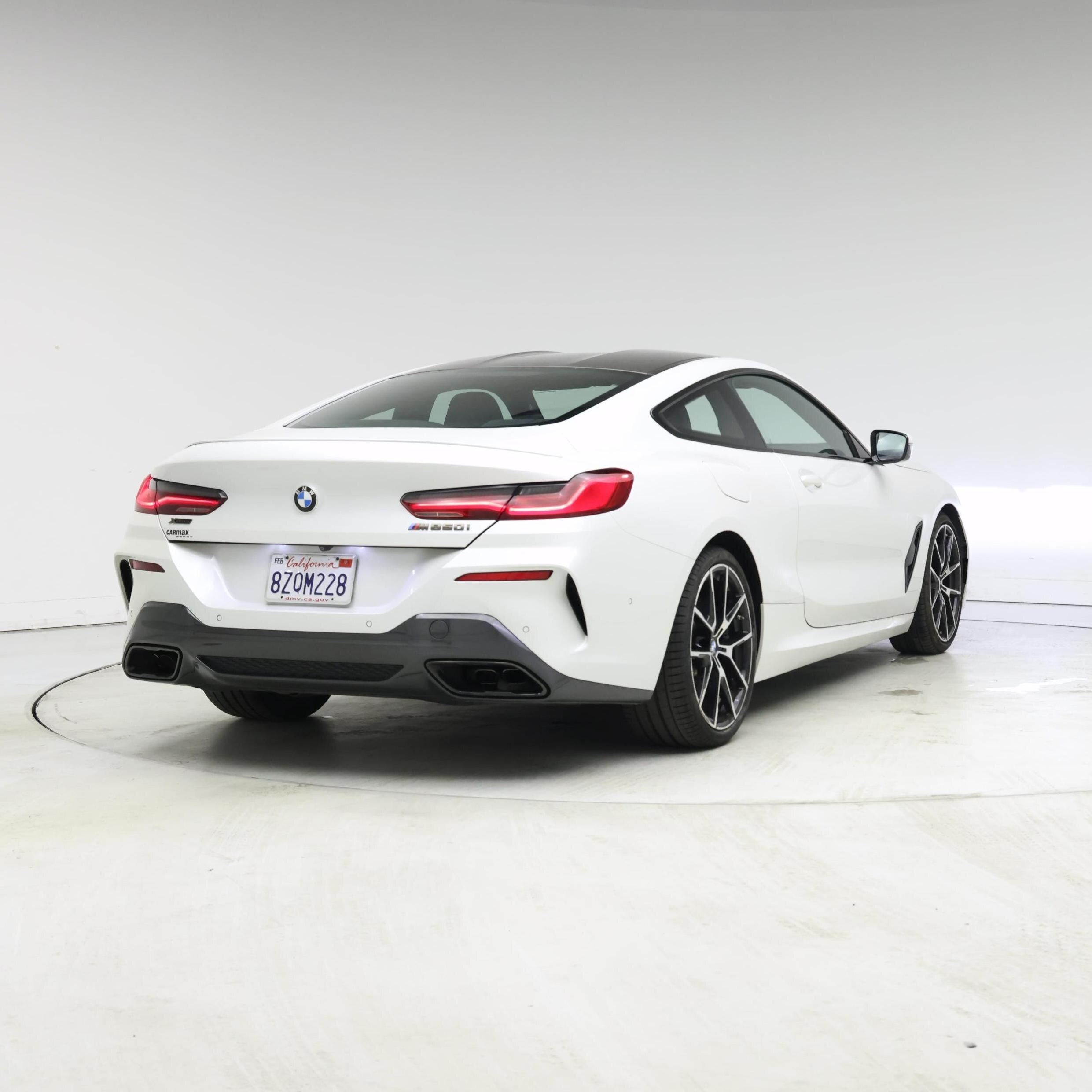 Thumbnail: 2021 BMW 8 Series - 8