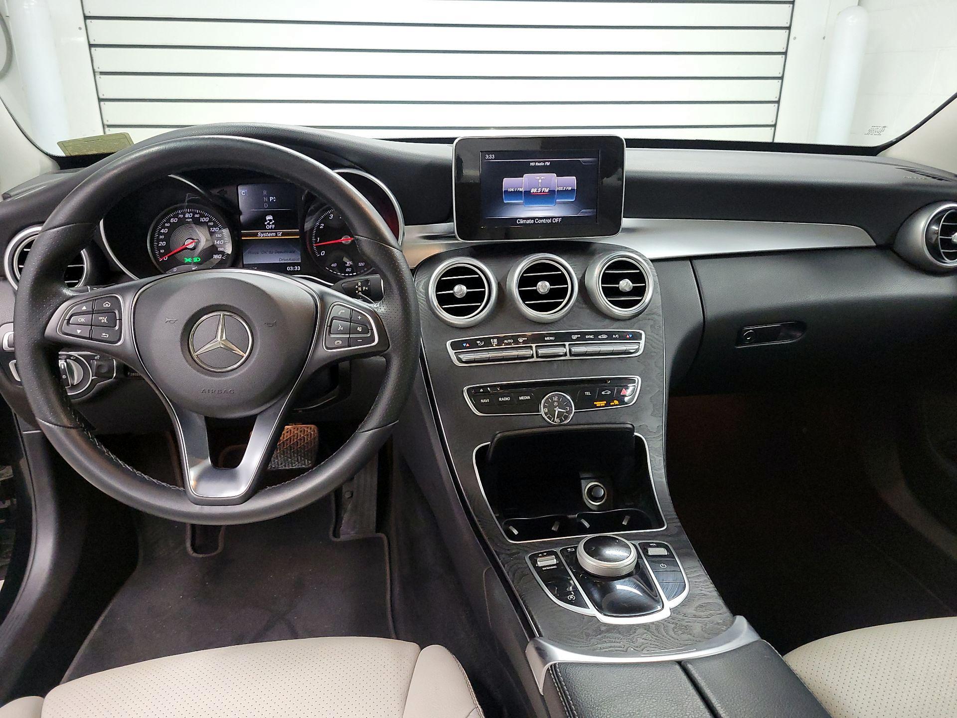 Thumbnail: 2017 Mercedes-Benz C-Class - 9