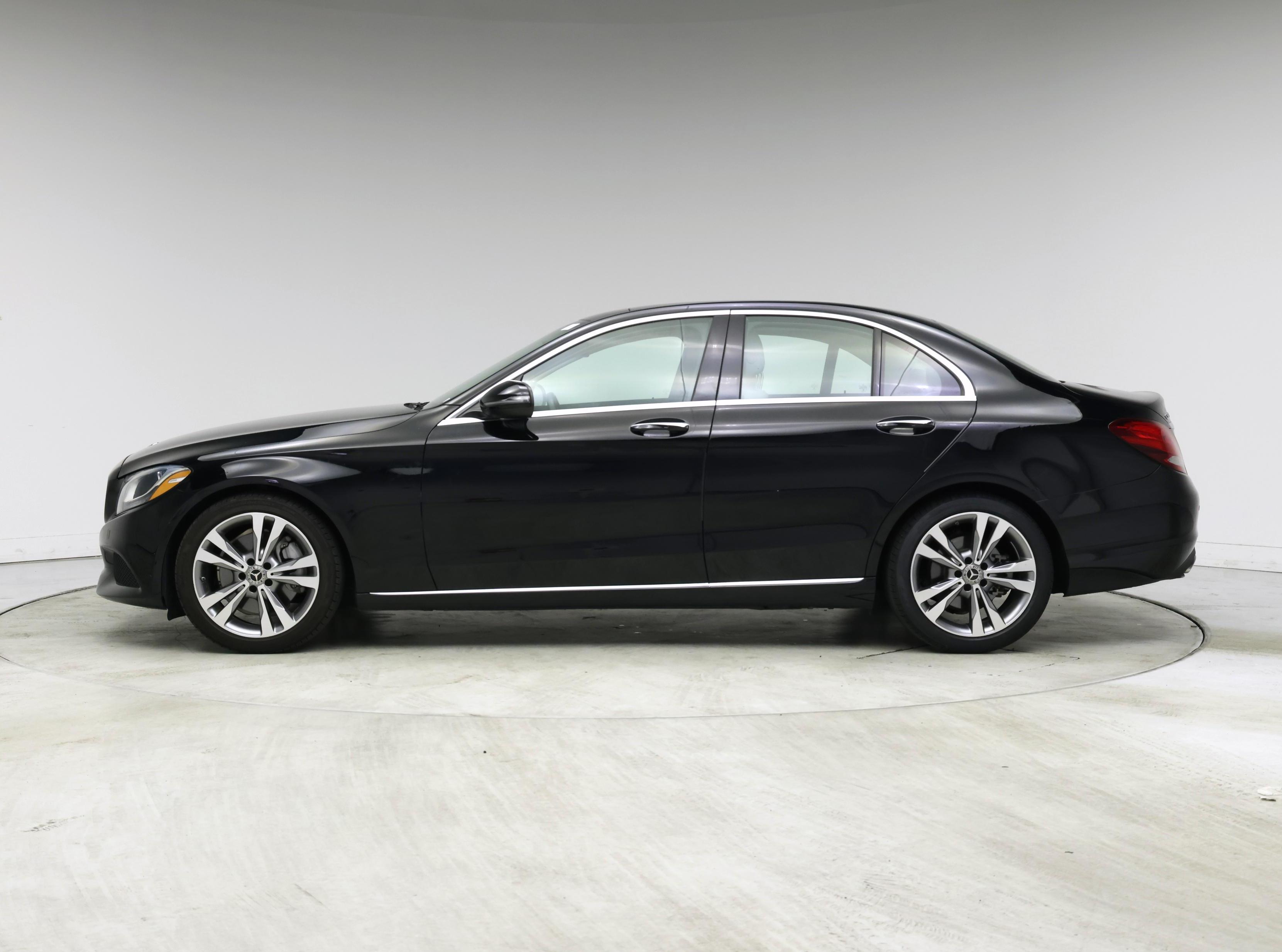 Thumbnail: 2017 Mercedes-Benz C-Class - 3