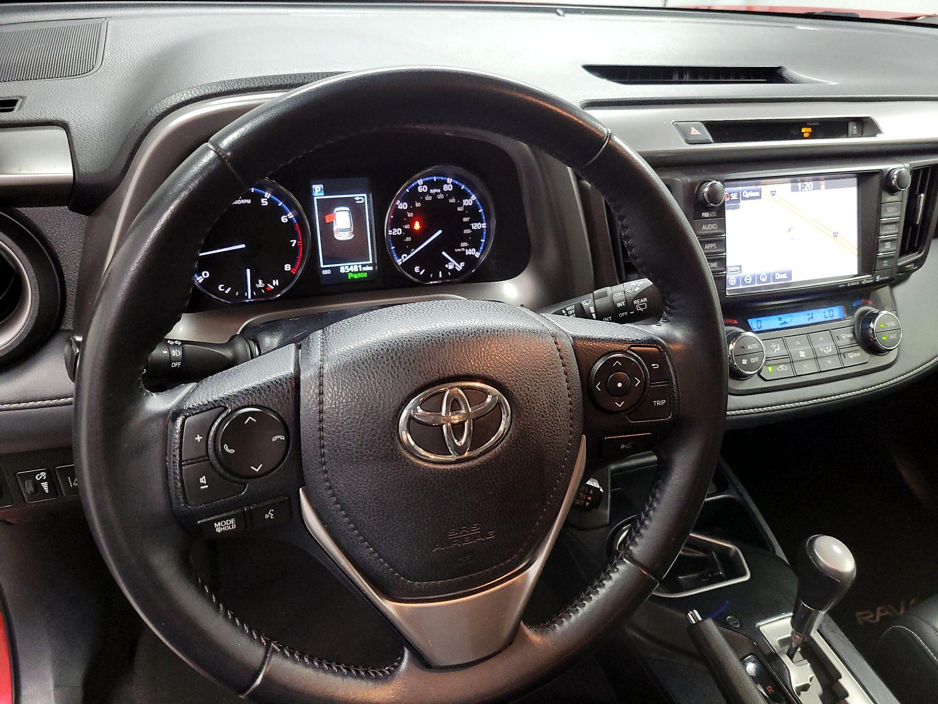 Thumbnail: 2016 Toyota RAV4 - 10