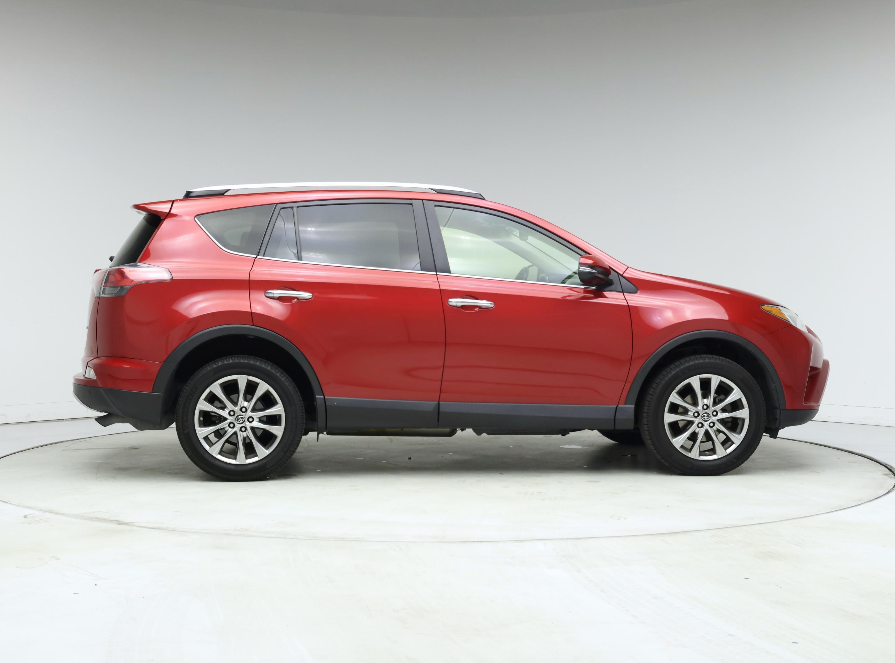 Thumbnail: 2016 Toyota RAV4 - 7