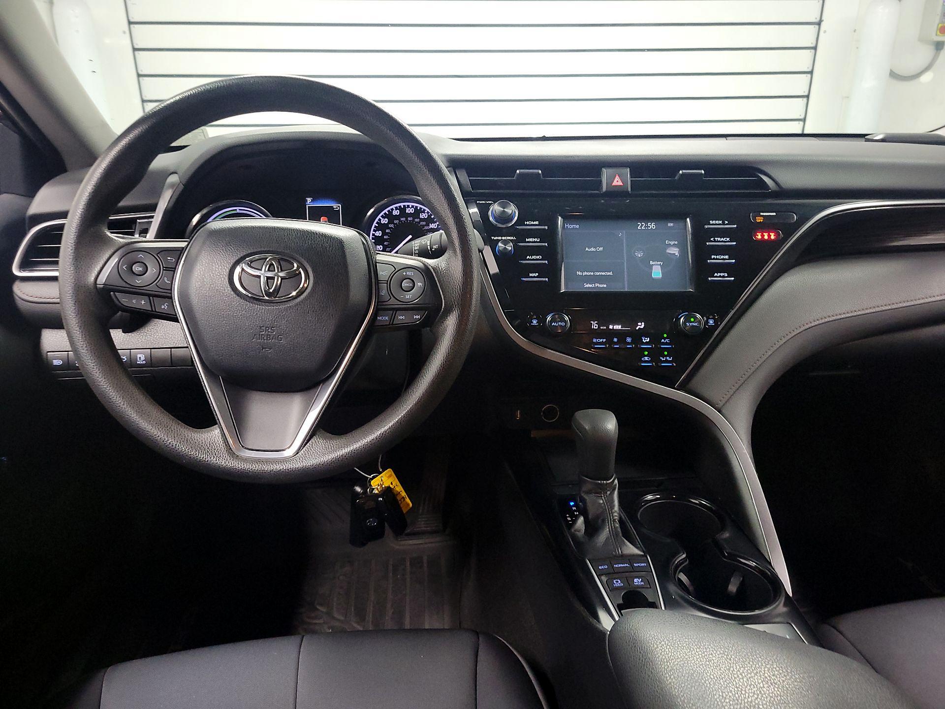 Thumbnail: 2019 Toyota Camry - 9