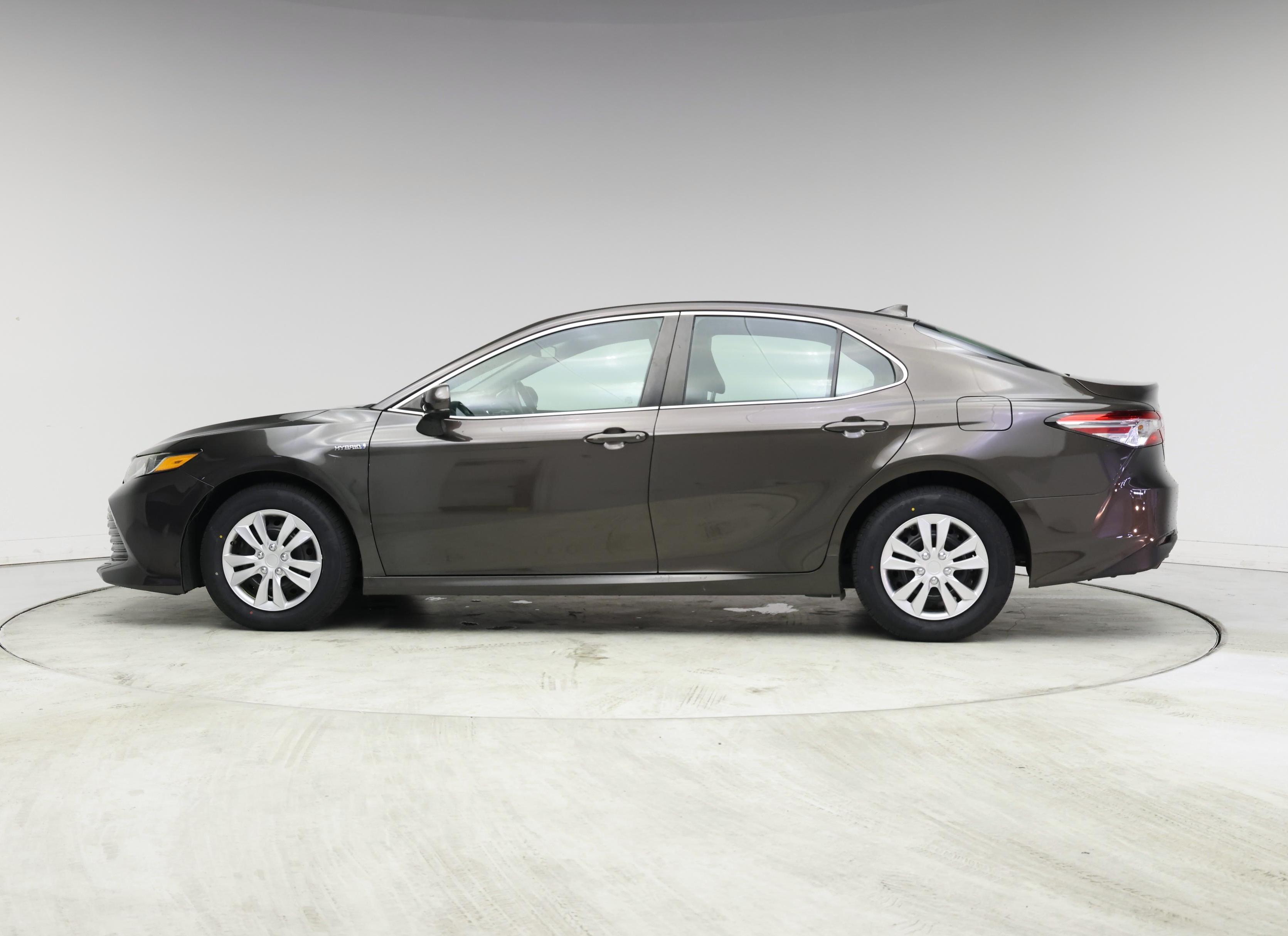 Thumbnail: 2019 Toyota Camry - 3