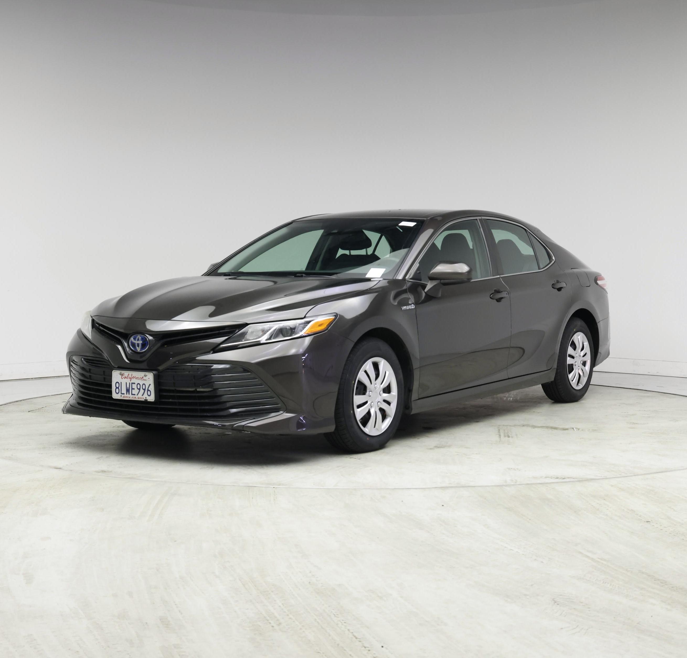 Thumbnail: 2019 Toyota Camry - 4