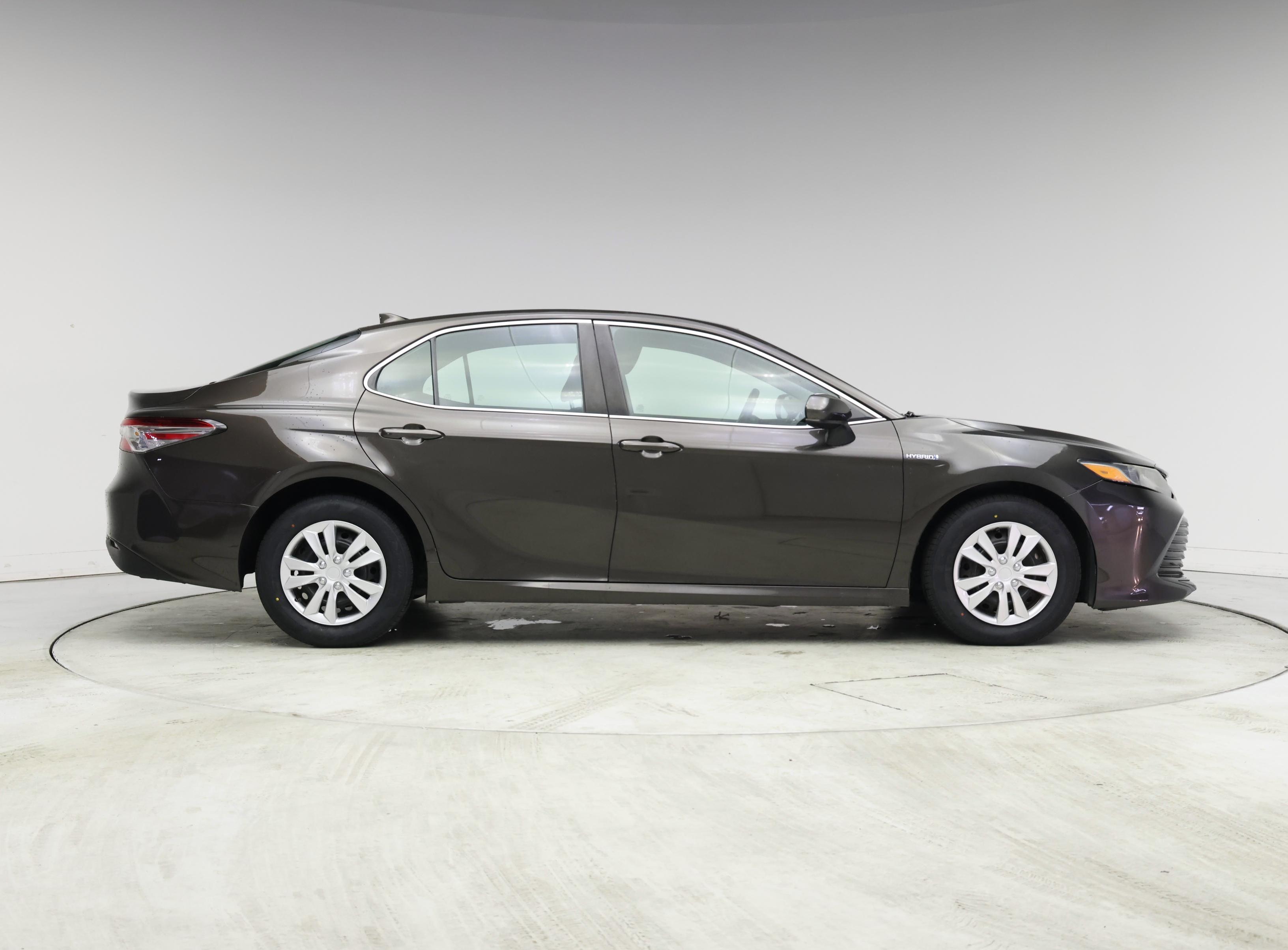 Thumbnail: 2019 Toyota Camry - 7