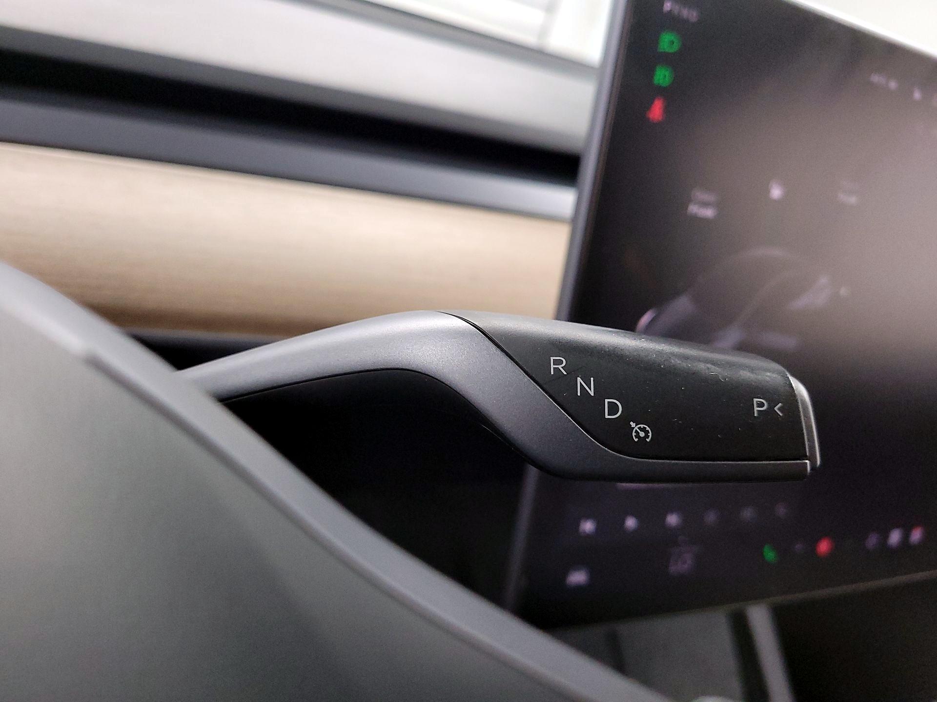 Thumbnail: 2021 Tesla Model Y - 17