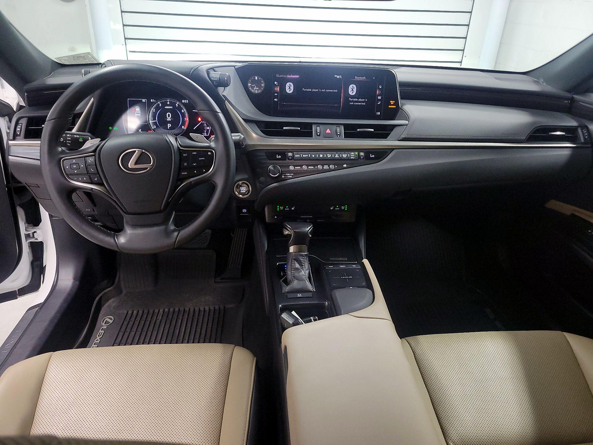 Thumbnail: 2020 Lexus ES - 9